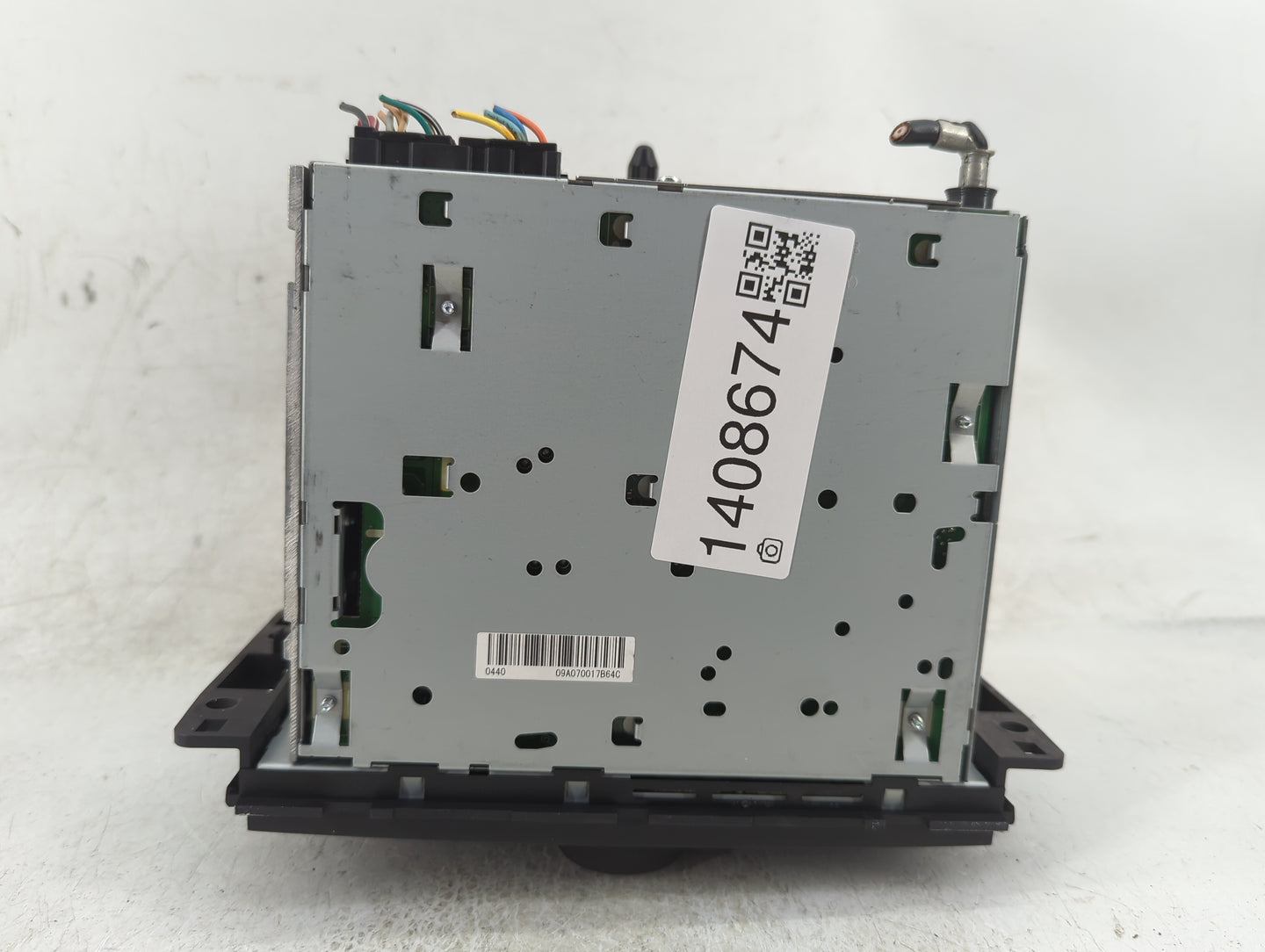 2008 Pontiac Torrent Radio AM FM Cd Player Receiver Replacement P/N:25867997 Fits OEM Used Auto Parts - Oemusedautoparts1.co
