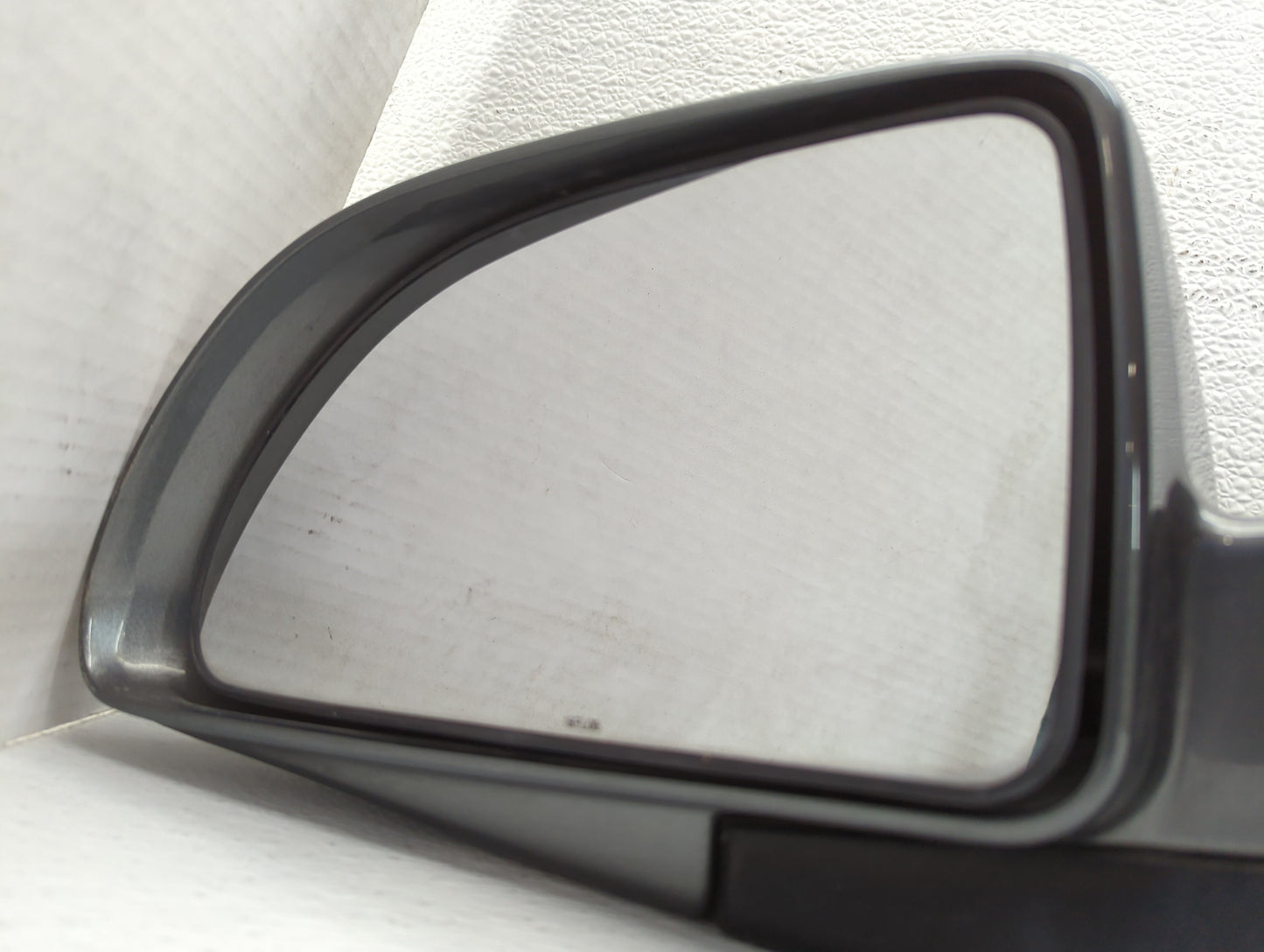 2006-2009 Pontiac Torrent Driver Side View Mirror - Left Door Mirror OEM Used - Oemusedautoparts1.com