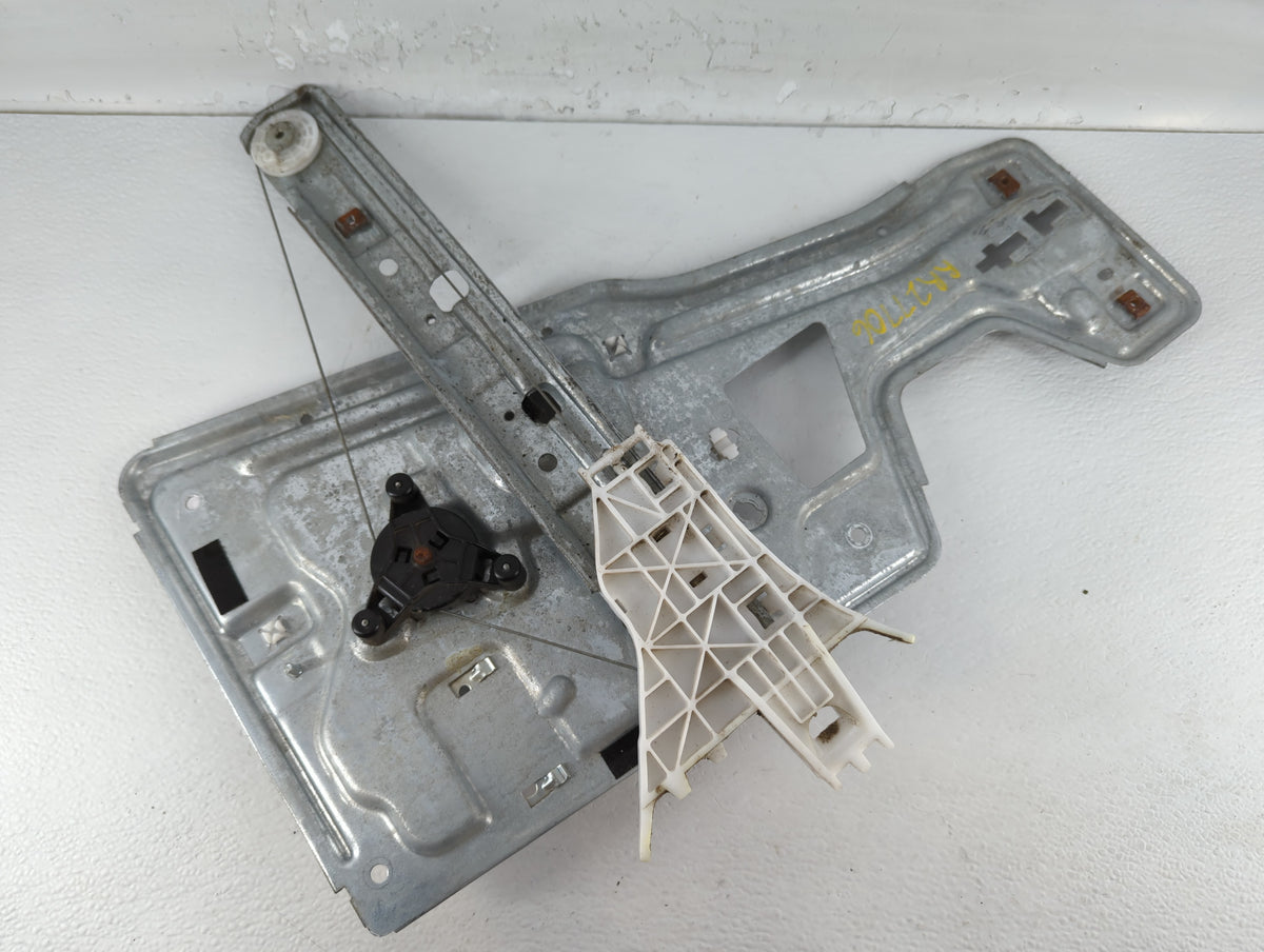 2006-2008 Pontiac Torrent Window Regulator Passenger Front - Oemusedautoparts1.com