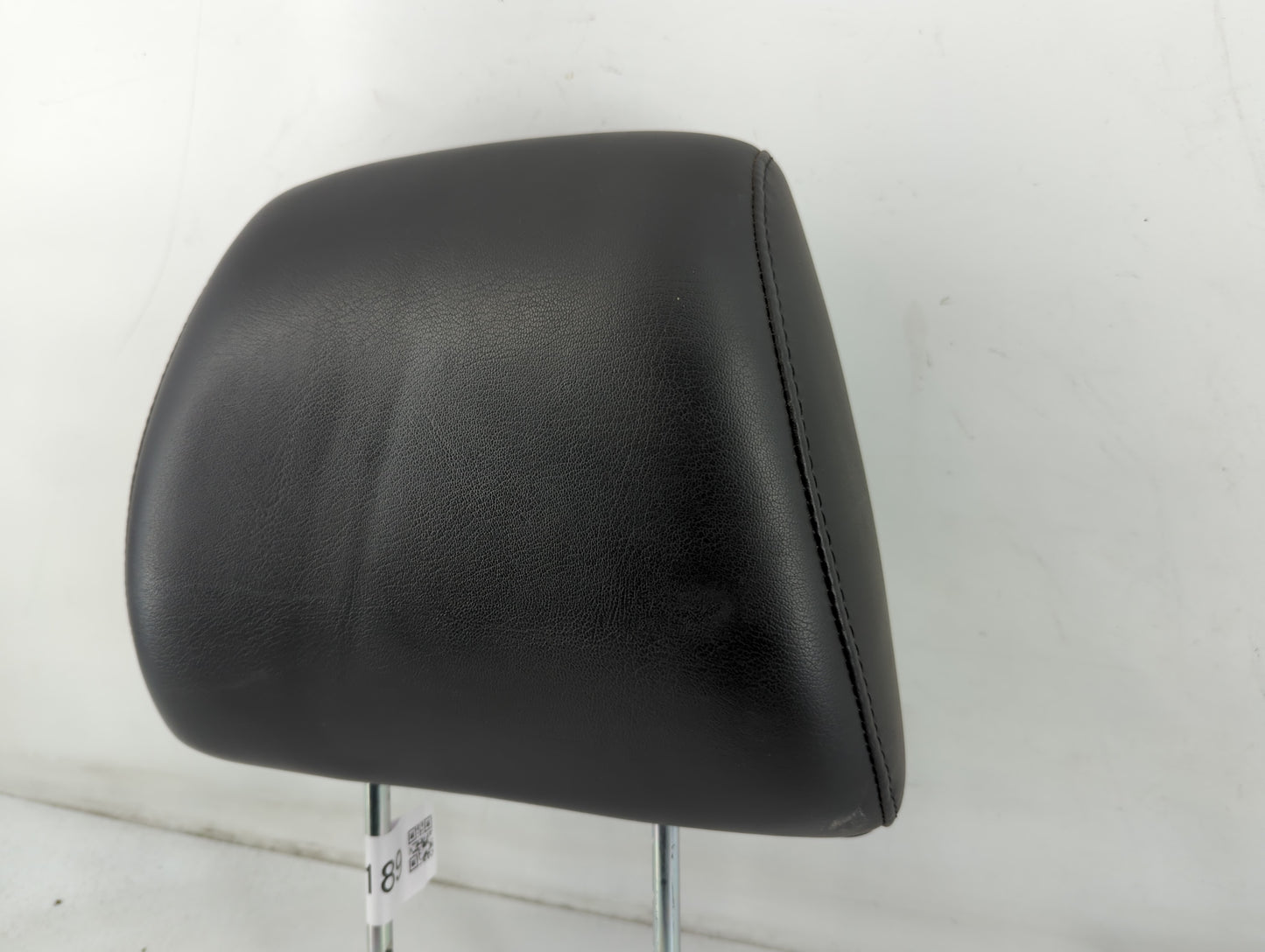 2006-2009 Pontiac Torrent Headrest Head Rest Front Driver Passenger Seat Fits Fits 2006 2007 2008 2009 OEM Used Auto Parts -