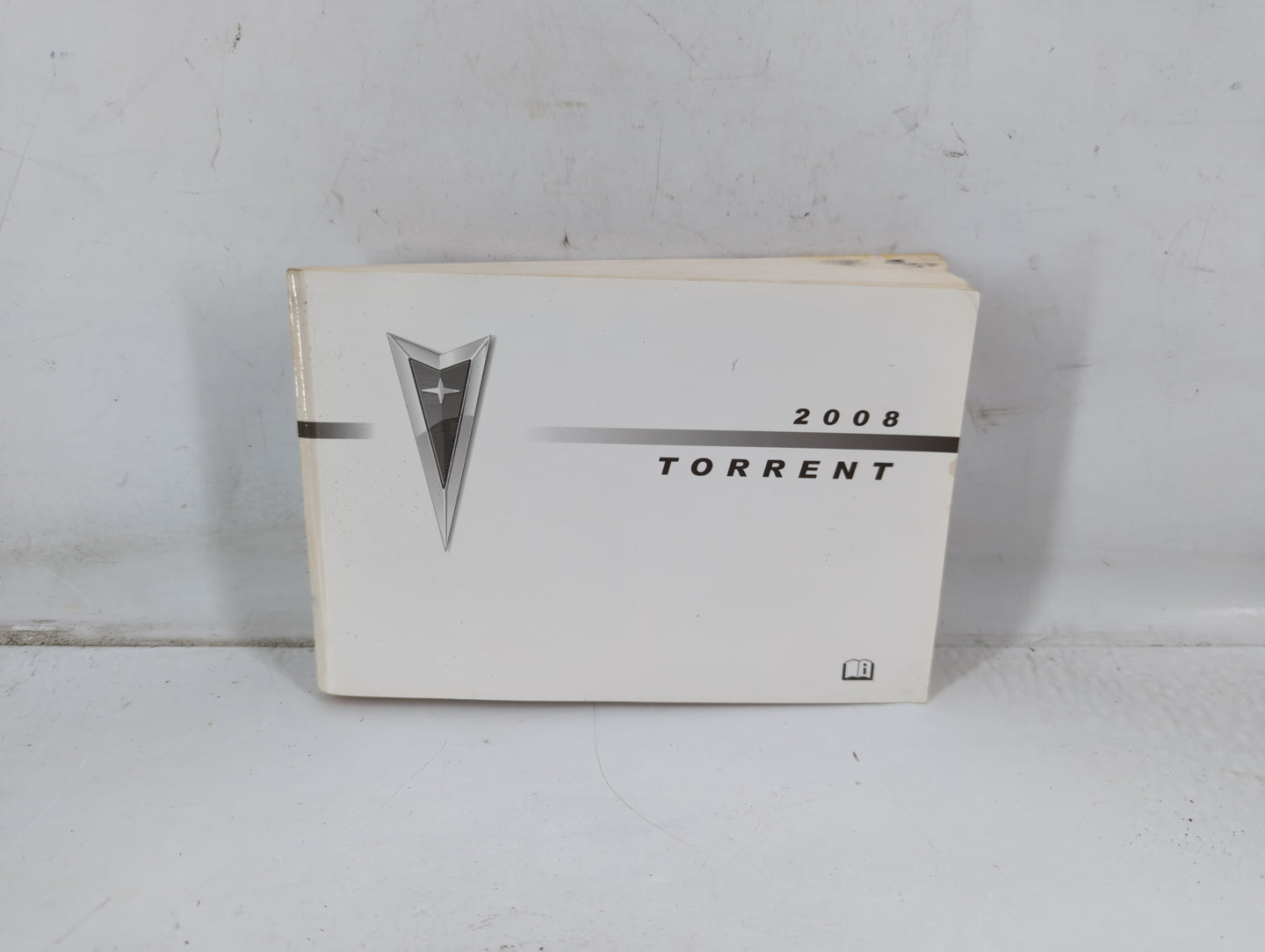 2008 Pontiac Torrent Owners Manual Book Guide P/N:15860880 A OEM Used Auto Parts - Oemusedautoparts1.com