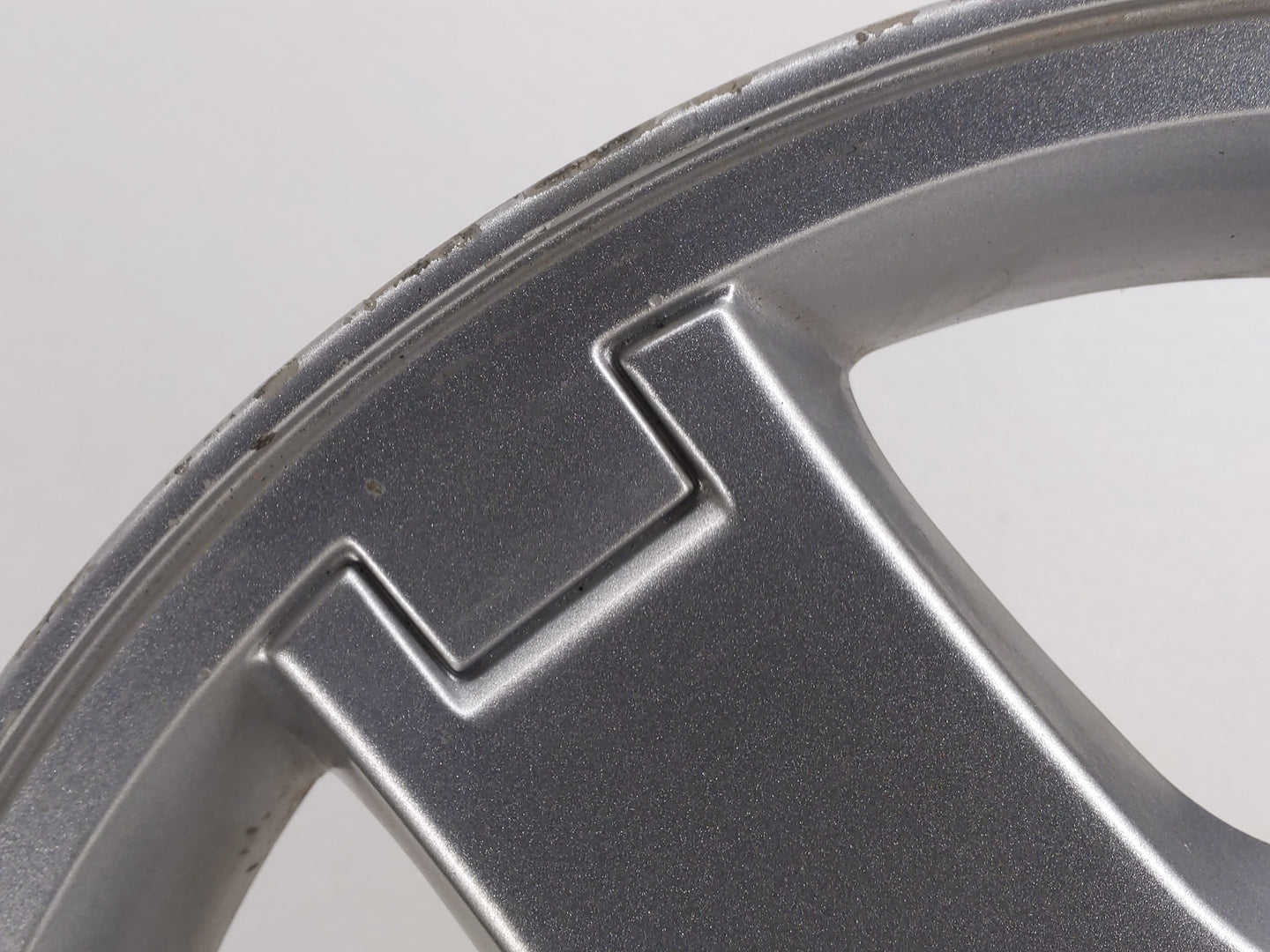 2006-2009 Pontiac Torrent Oem Wheel Rim - Oemusedautoparts1.com