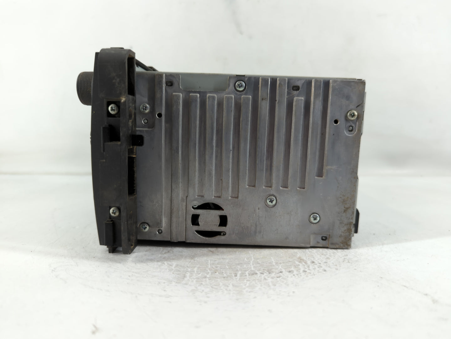 2008 Pontiac Torrent Radio AM FM Cd Player Receiver Replacement P/N:25920406 Fits OEM Used Auto Parts - Oemusedautoparts1.co