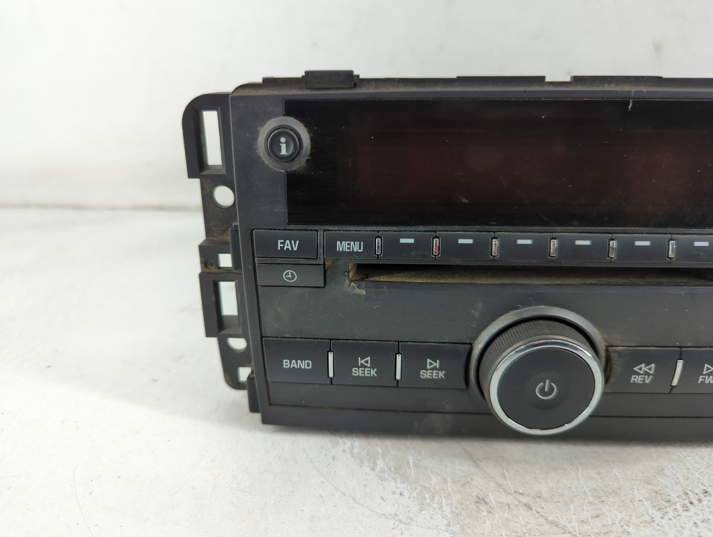 2008 Pontiac Torrent Radio AM FM Cd Player Receiver Replacement P/N:25956996 Fits OEM Used Auto Parts - Oemusedautoparts1.co