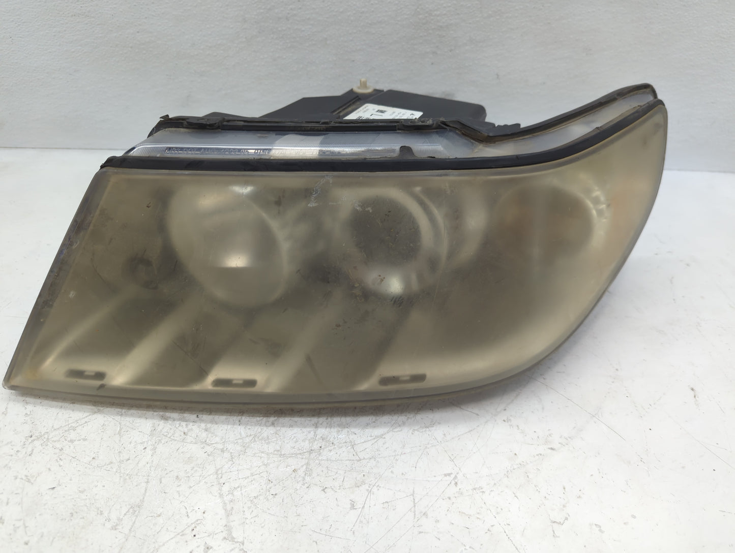 Saab 9-7 Driver Left Oem Head Light Headlight Lamp - Oemusedautoparts1.com