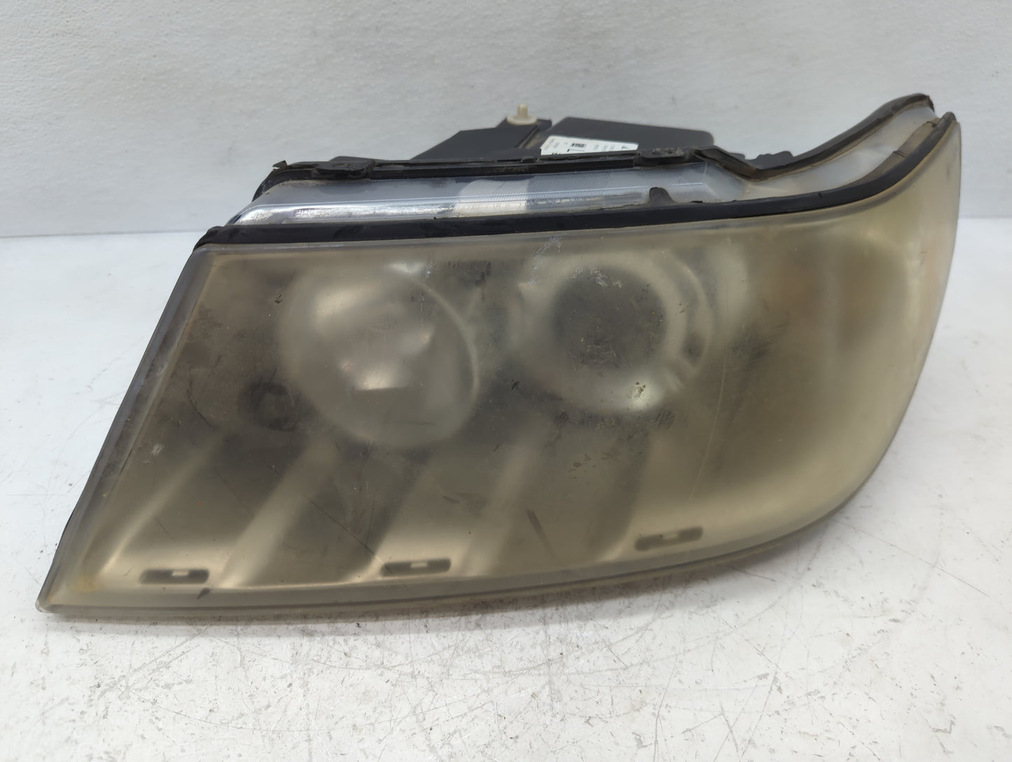 Saab 9-7 Driver Left Oem Head Light Headlight Lamp - Oemusedautoparts1.com