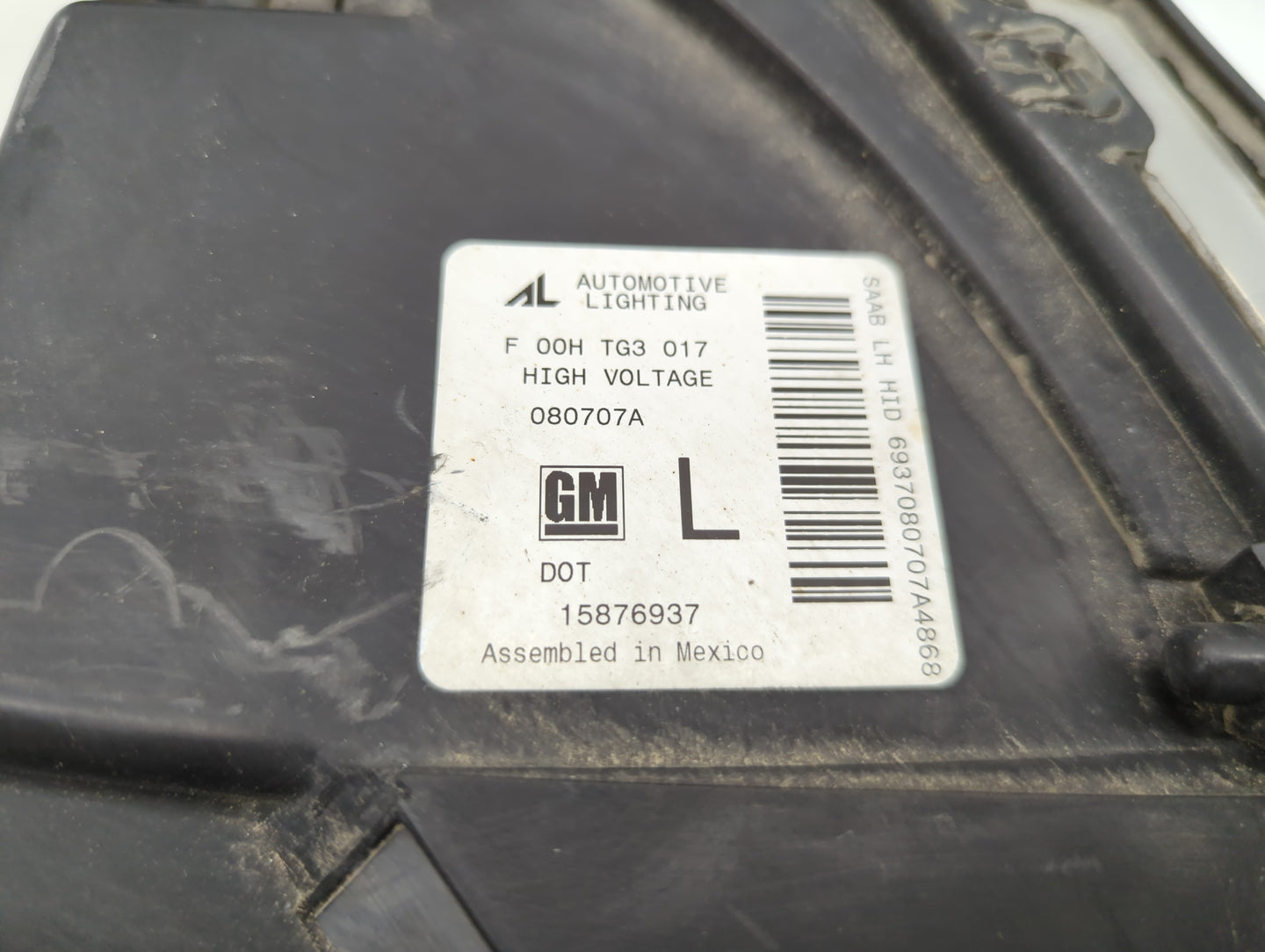 Saab 9-7 Driver Left Oem Head Light Headlight Lamp - Oemusedautoparts1.com