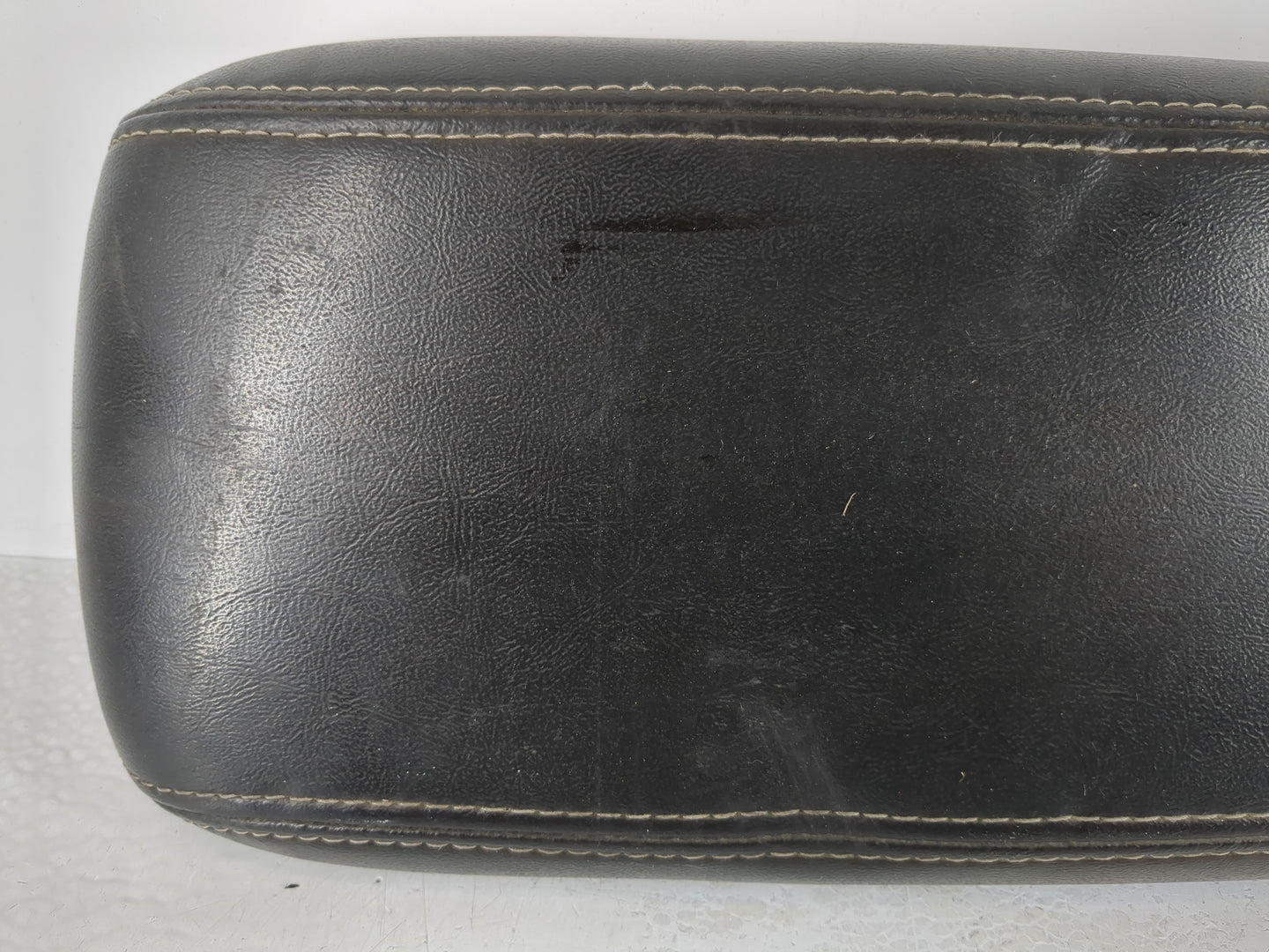 2008 Saab 9-7x Center Floor Console Fits OEM Used Auto Parts - Oemusedautoparts1.com