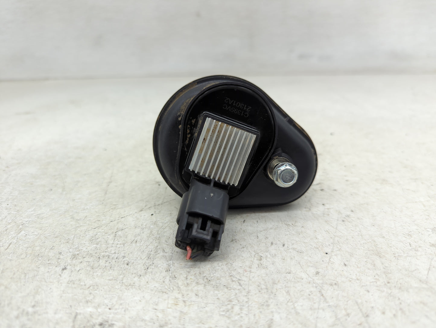 2006-2009 Saab 9-7x Ignition Coil Igniter Pack - Oemusedautoparts1.com