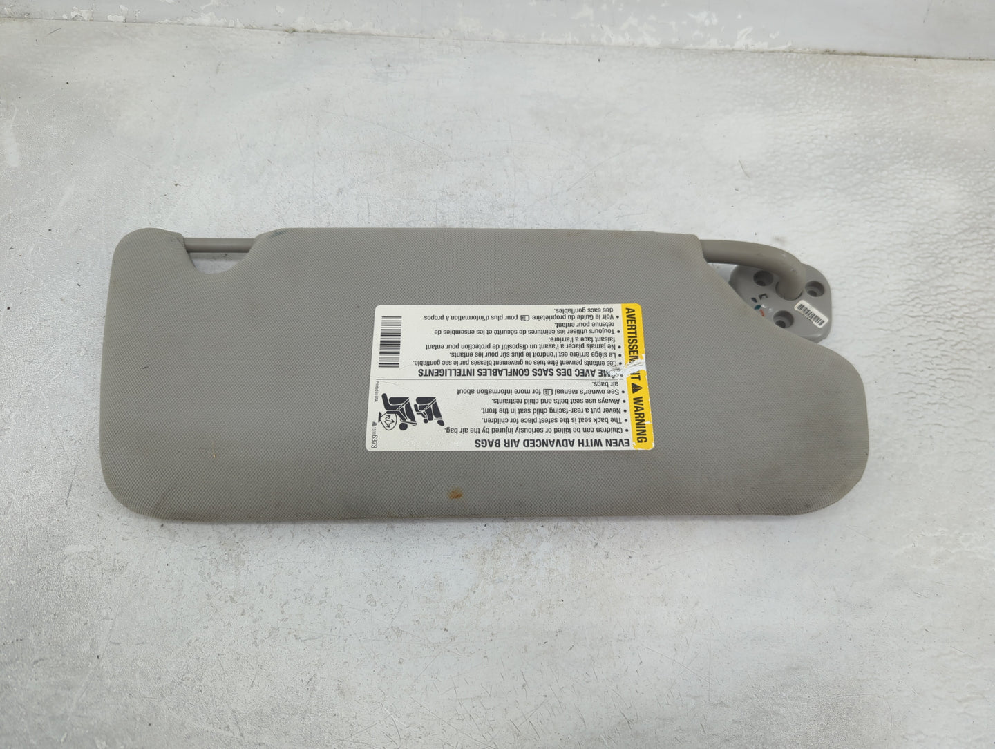 2008 Saab 9-7x Sun Visor Shade Replacement Driver Left Mirror Fits OEM Used Auto Parts - Oemusedautoparts1.com