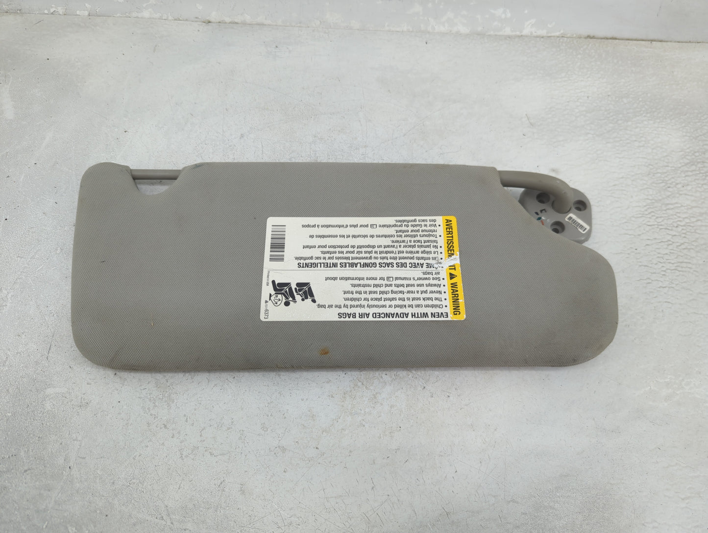 2008 Saab 9-7x Sun Visor Shade Replacement Driver Left Mirror Fits OEM Used Auto Parts - Oemusedautoparts1.com