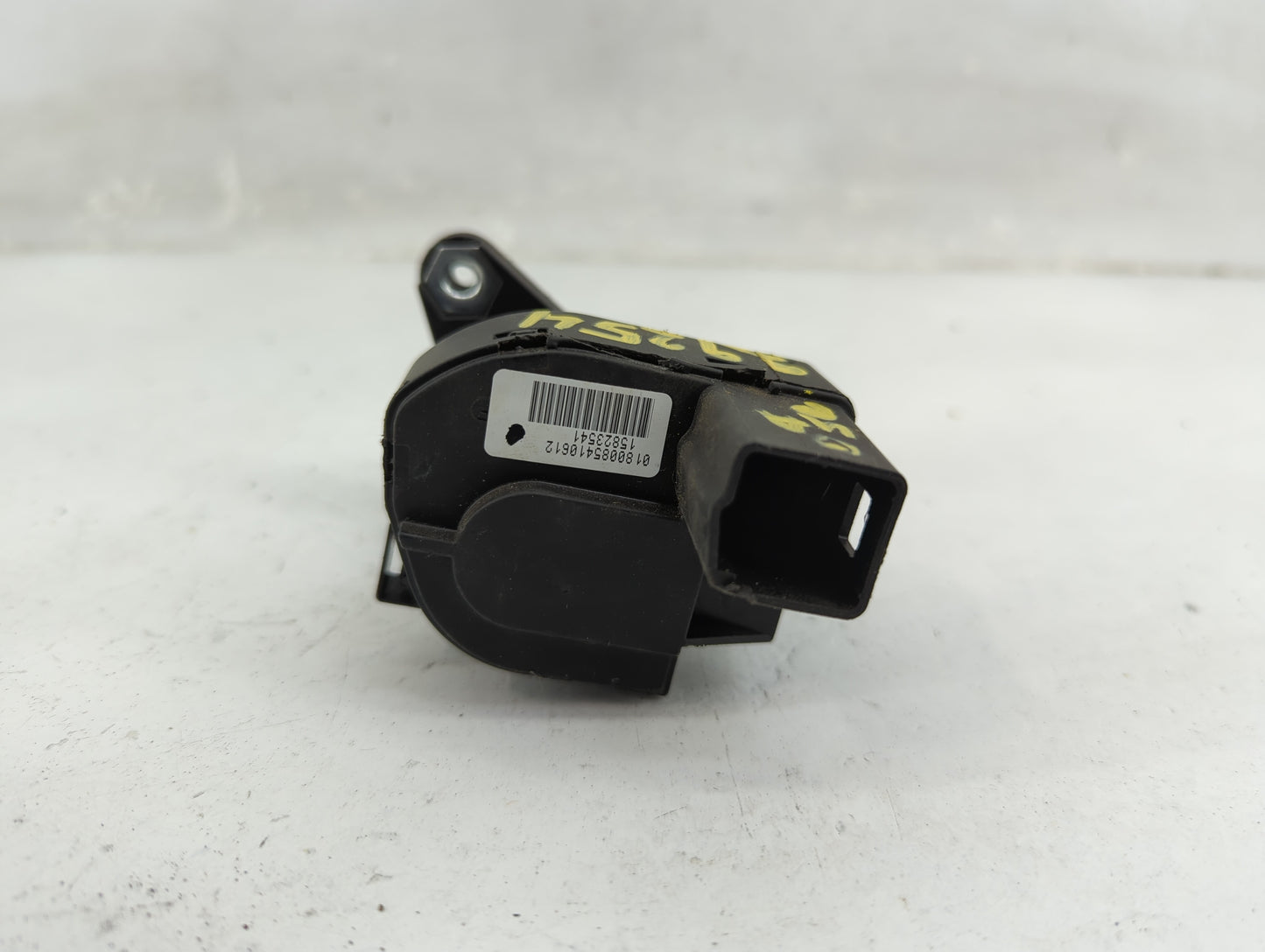 2007-2009 Saturn Aura Ignition Switch Oem - Oemusedautoparts1.com