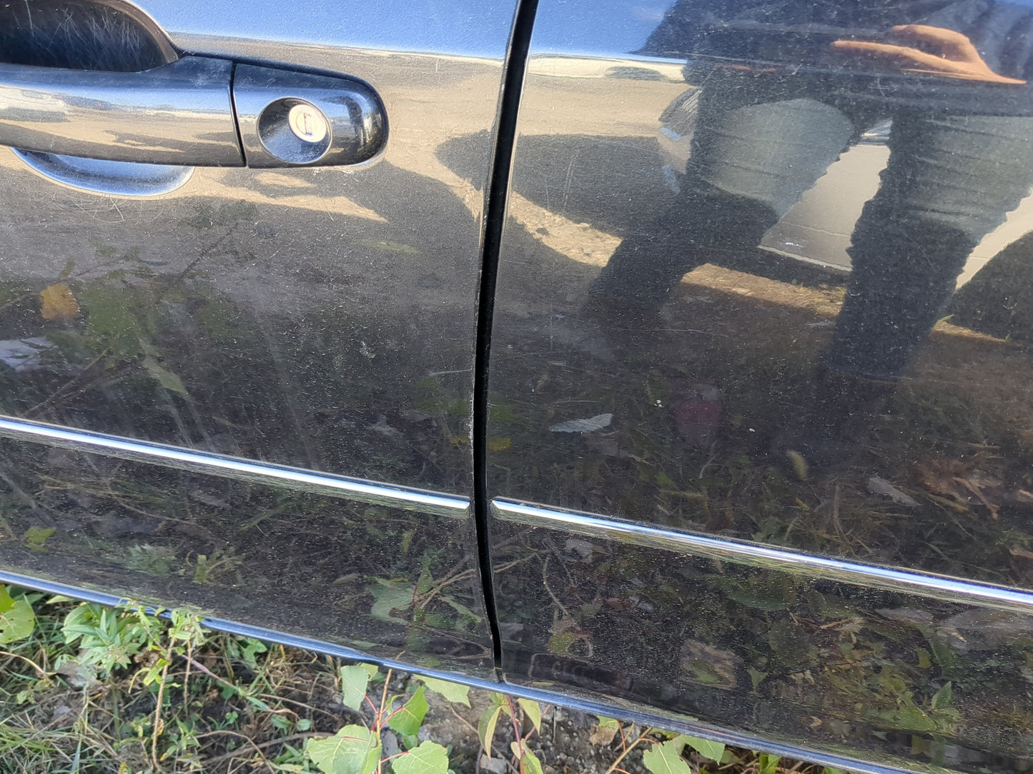 2007-2009 Saturn Aura Driver Front Door Oem - Oemusedautoparts1.com
