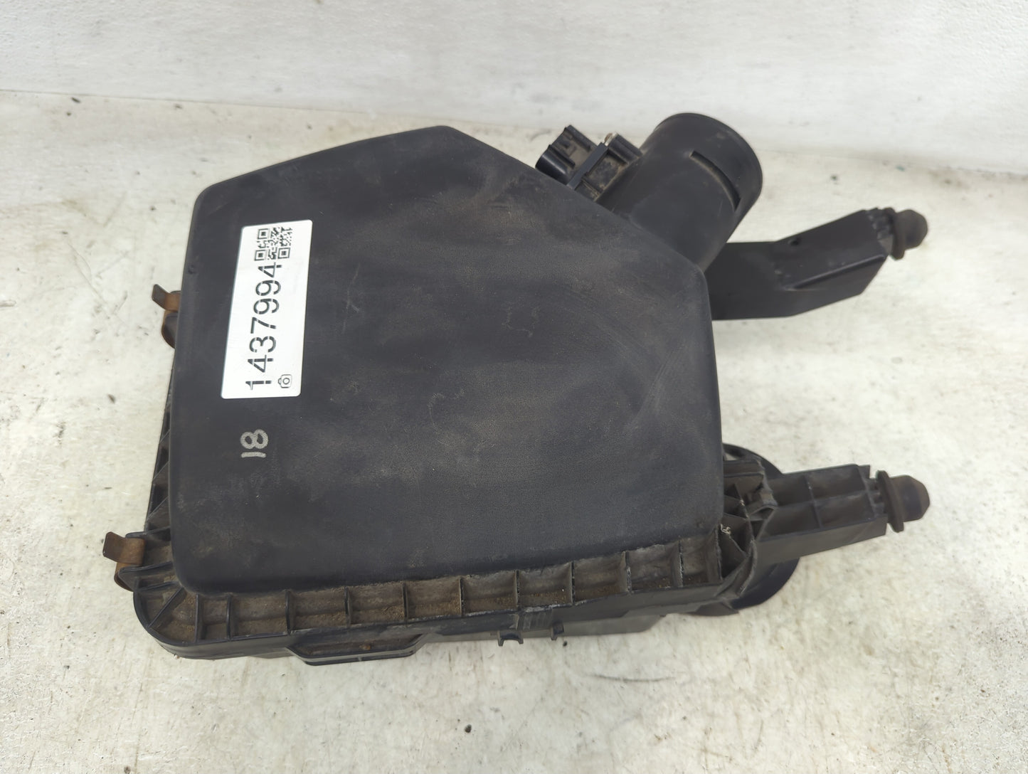 2007-2009 Saturn Aura Air Cleaner Intake-duct Hose Tube - Oemusedautoparts1.com