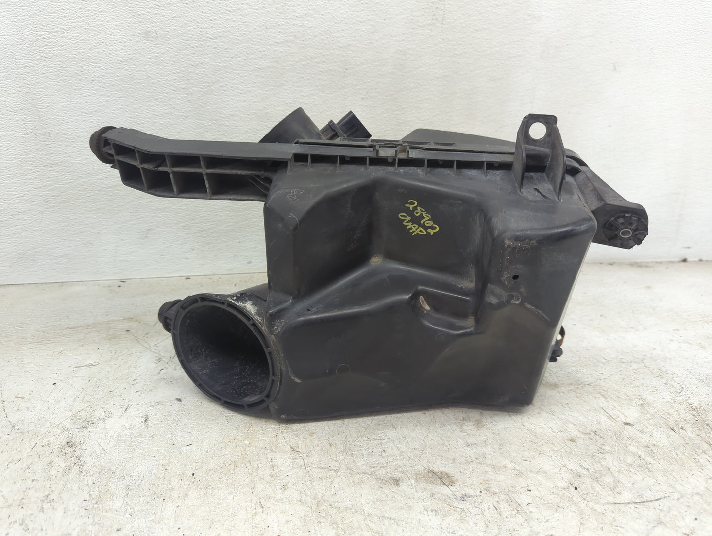 2007-2009 Saturn Aura Air Cleaner Intake-duct Hose Tube - Oemusedautoparts1.com