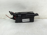 2008 Saturn Aura Fusebox Fuse Box Panel Relay Module P/N:13572722 Fits OEM Used Auto Parts - Oemusedautoparts1.com