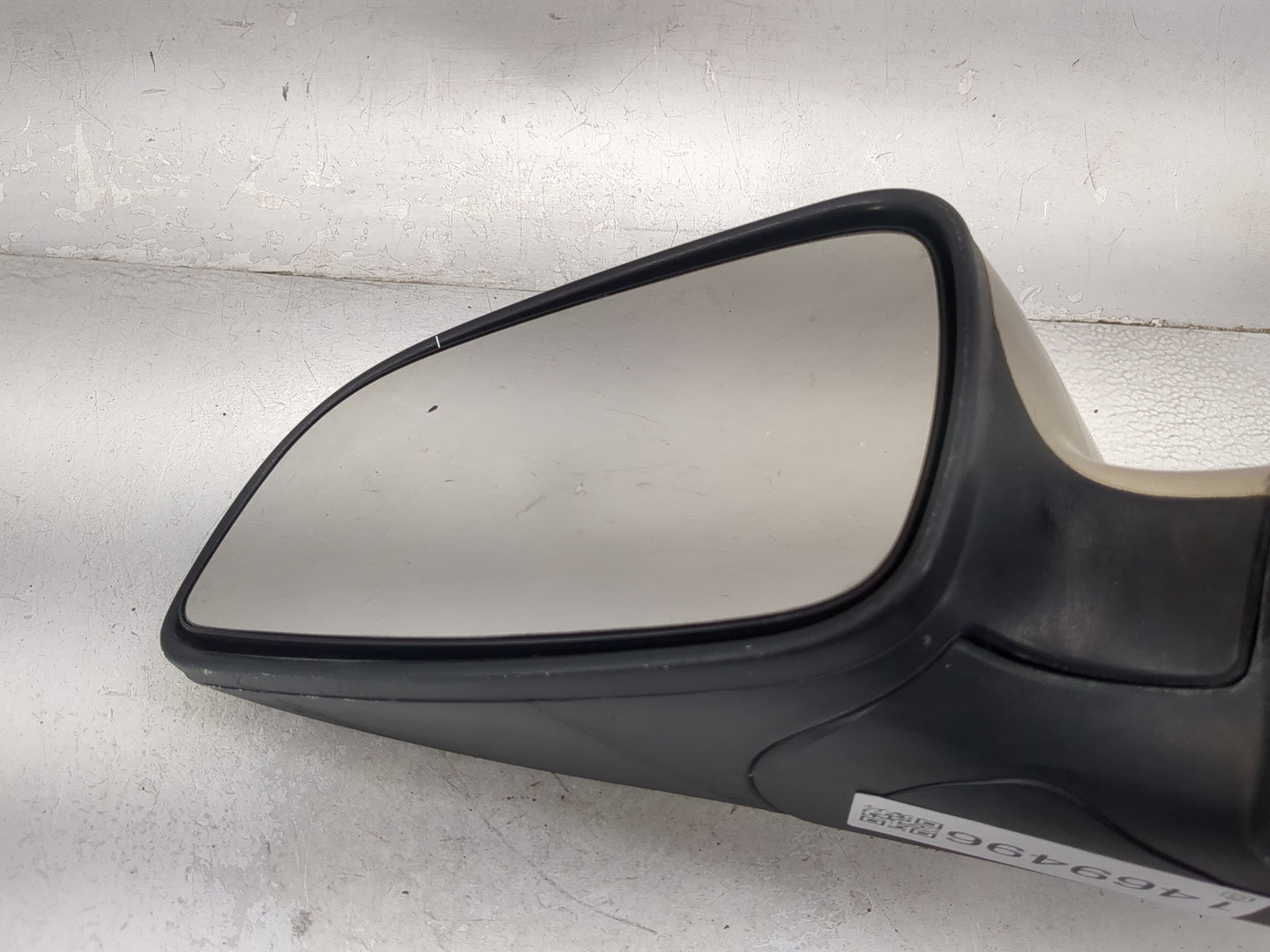 2007-2009 Saturn Aura Driver Side View Mirror - Left Door Mirror OEM Used - Oemusedautoparts1.com