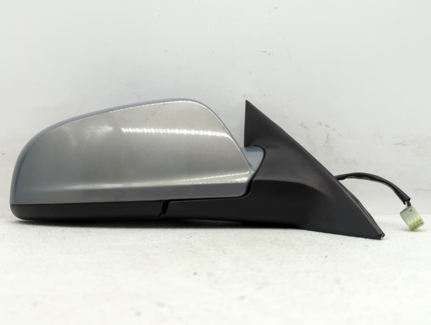 2007-2009 Saturn Aura Driver Side View Mirror - Left Door Mirror OEM Used - Oemusedautoparts1.com