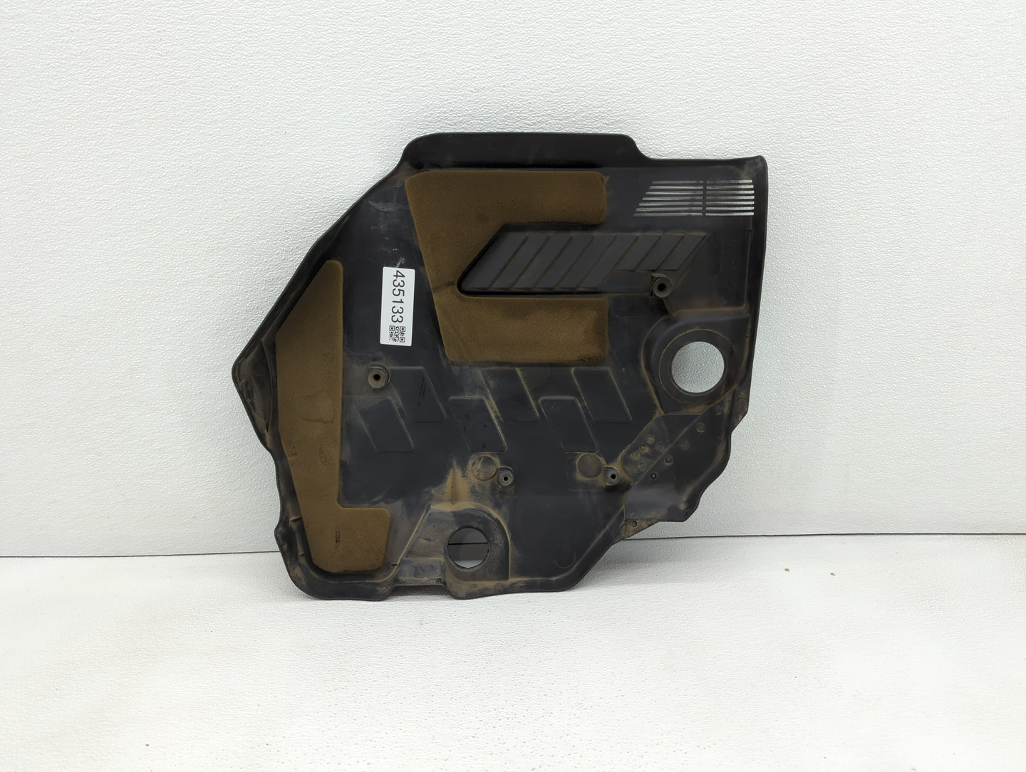 2008 Saturn Aura Engine Cover - Oemusedautoparts1.com