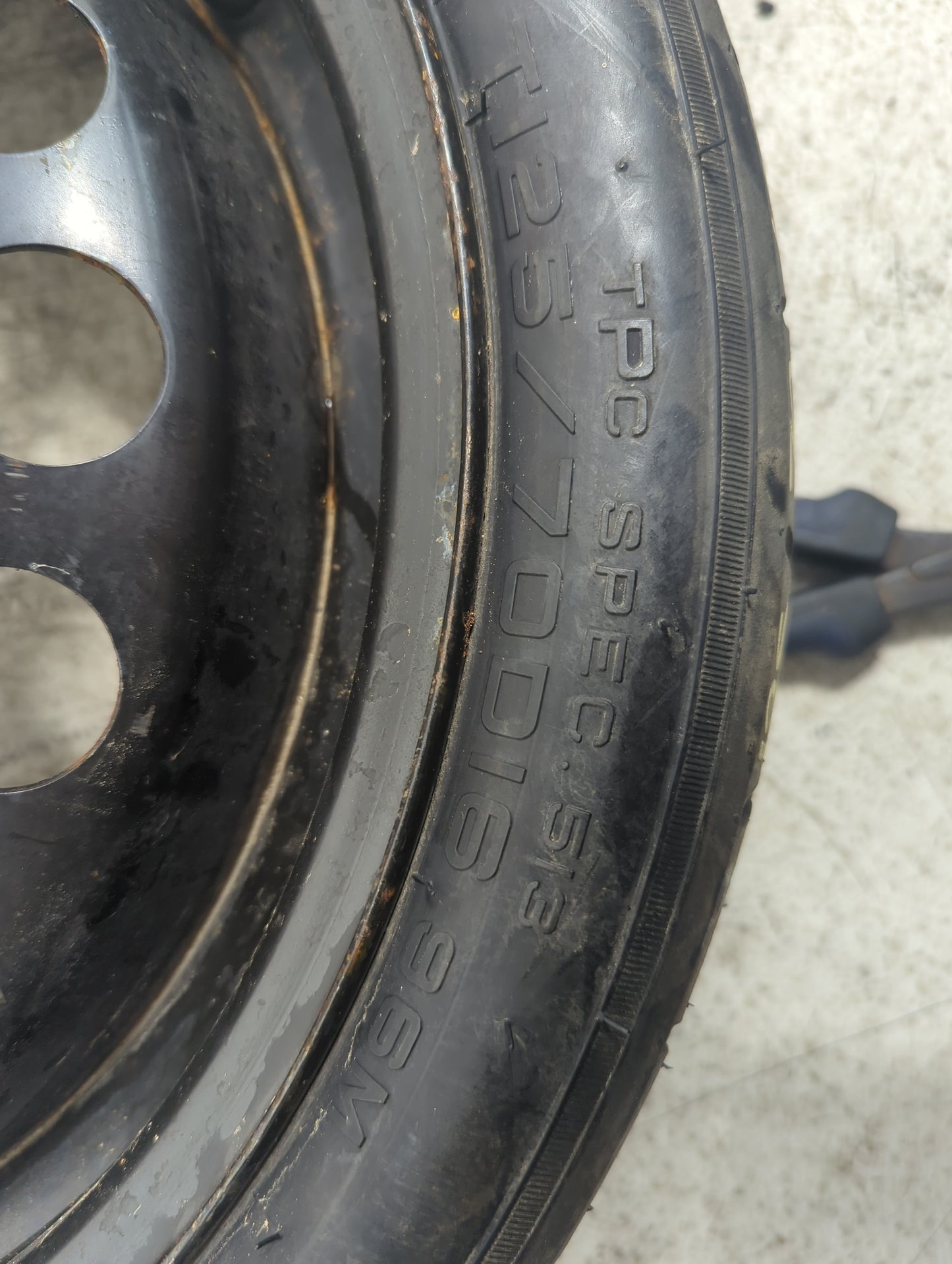 2008 Saturn Aura Spare Donut Tire Wheel Rim Oem - Oemusedautoparts1.com
