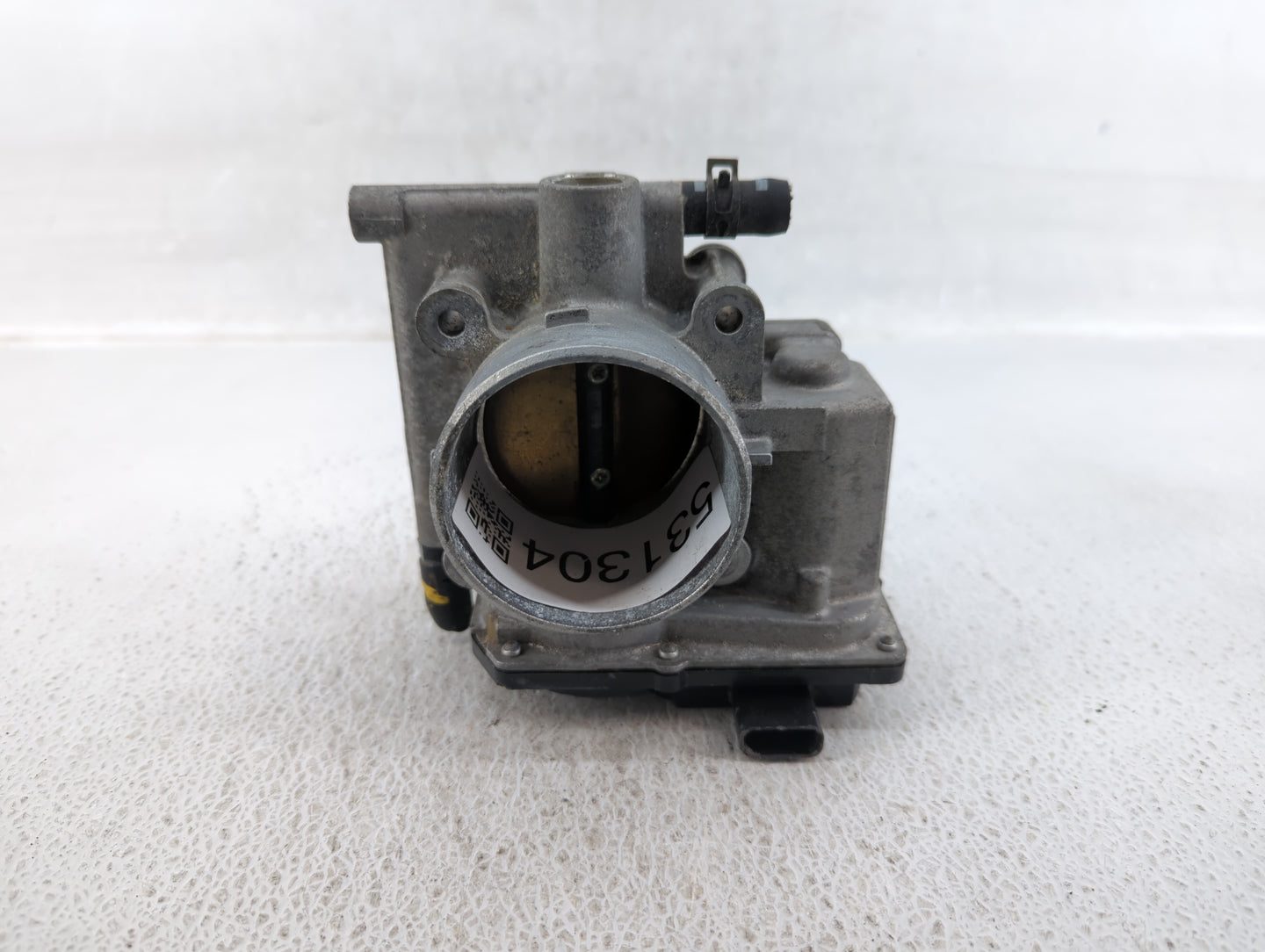 2007-2009 Saturn Aura Throttle Body P/N:9B4G-9F991-A Fits Fits 2007 2008 2009 2010 2011 2012 OEM Used Auto Parts - Oemusedau