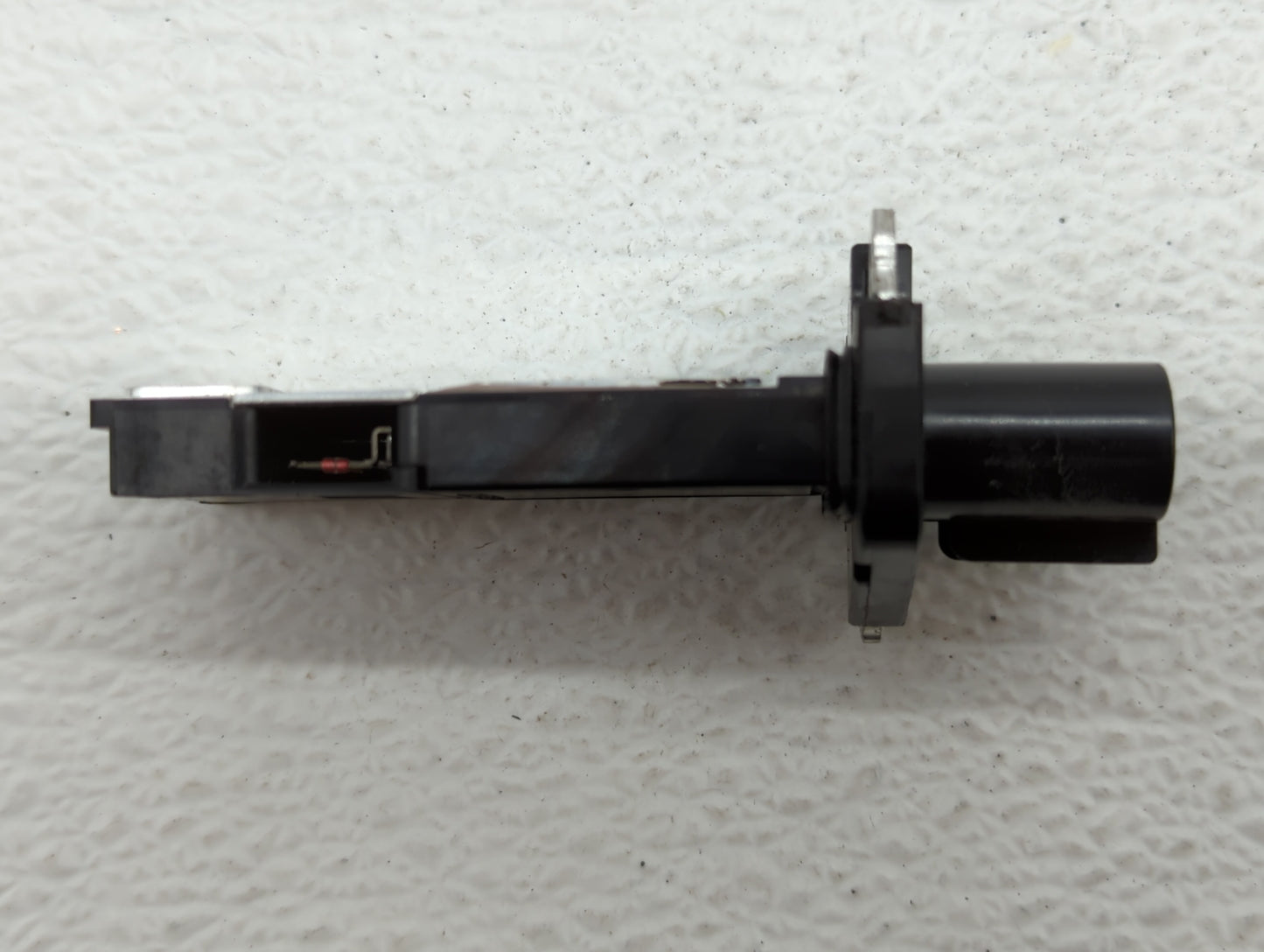 2007-2009 Saturn Aura Mass Air Flow Meter Maf - Oemusedautoparts1.com