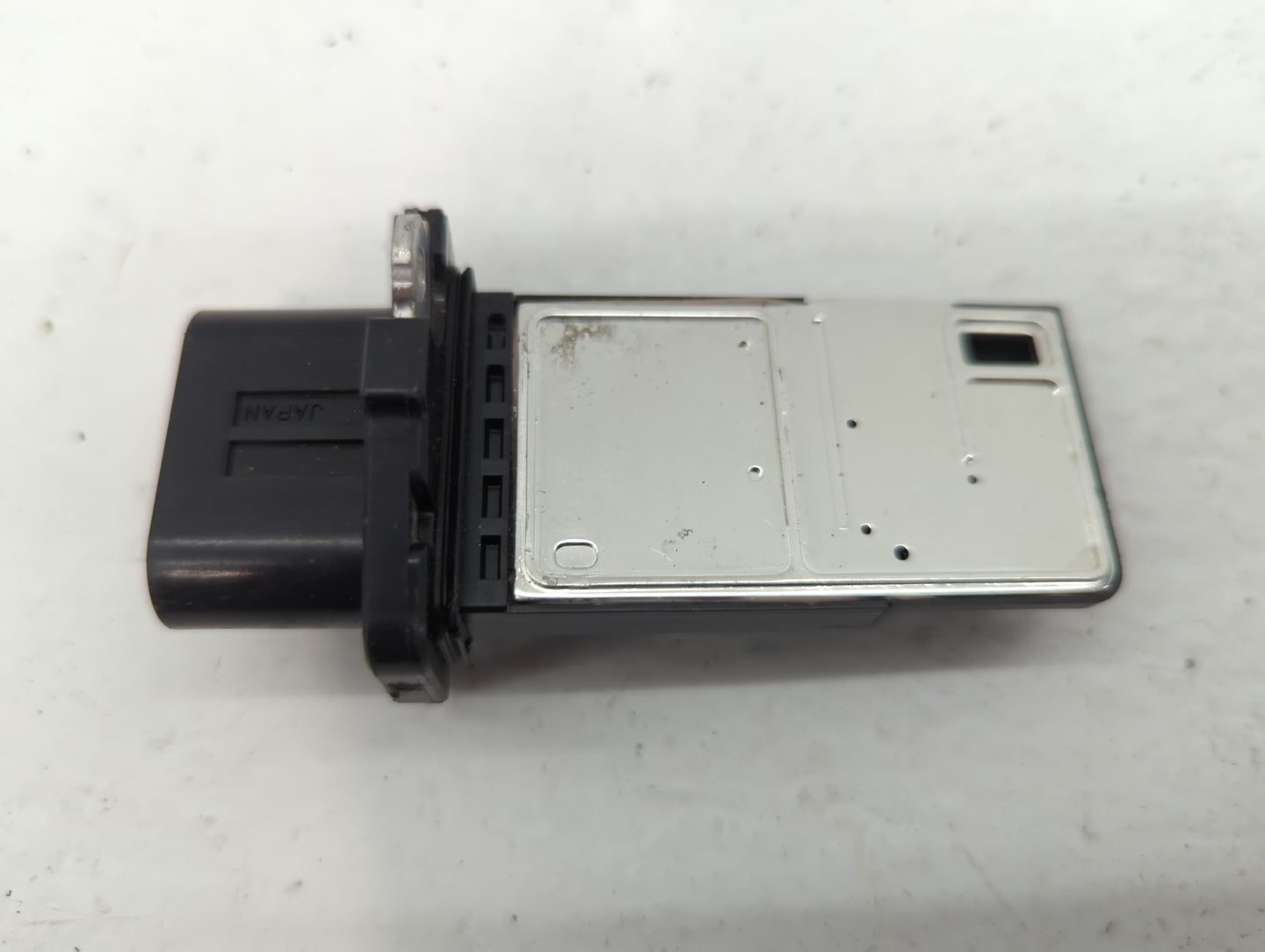 2007-2009 Saturn Aura Mass Air Flow Meter Maf - Oemusedautoparts1.com