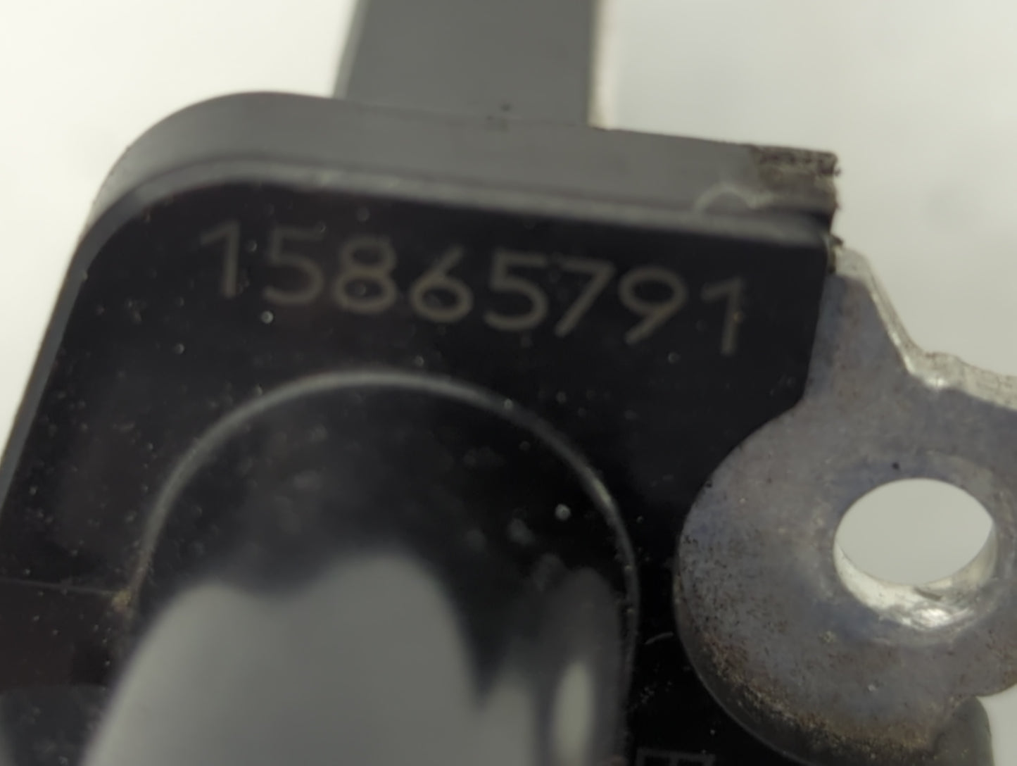 2007-2009 Saturn Aura Mass Air Flow Meter Maf - Oemusedautoparts1.com