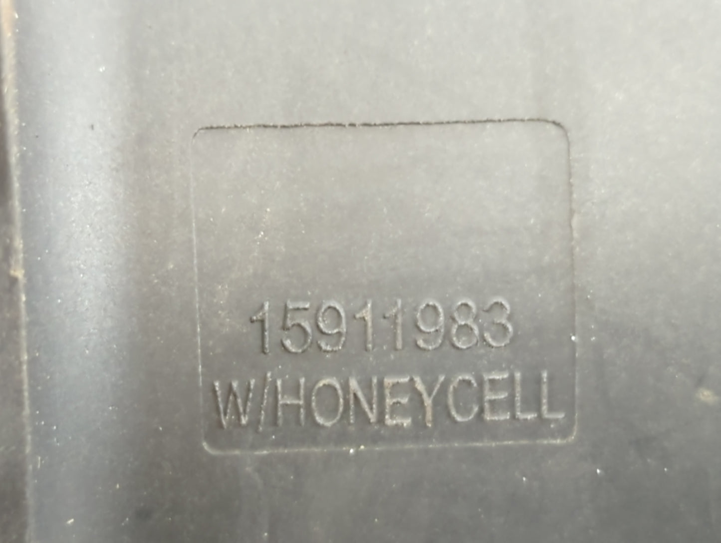 2007-2009 Saturn Aura Mass Air Flow Meter Maf - Oemusedautoparts1.com