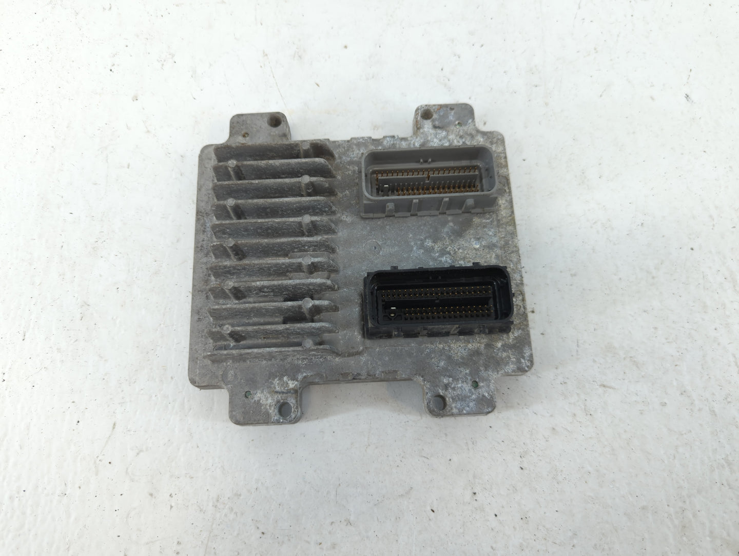 2008-2009 Saturn Aura PCM Engine Control Computer ECU ECM PCU OEM P/N:12618031 Fits Fits 2007 2008 2009 2010 2011 2012 OEM U