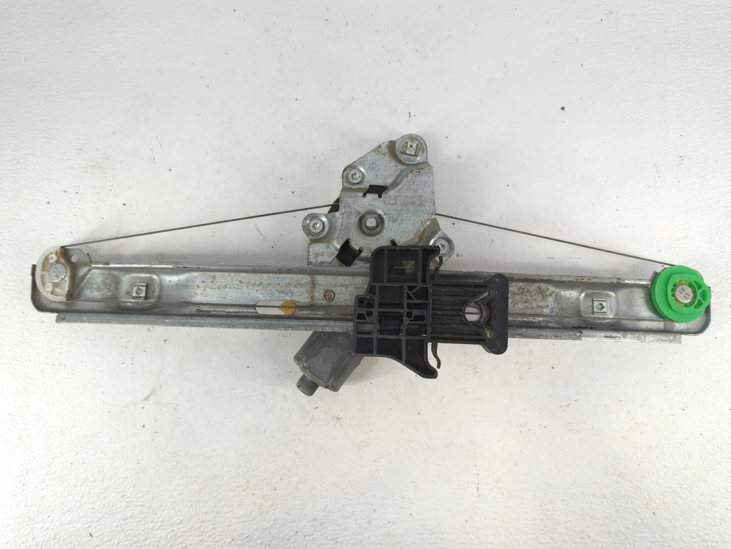 2007-2009 Saturn Aura Driver Left Rear Window Regulator - Oemusedautoparts1.com