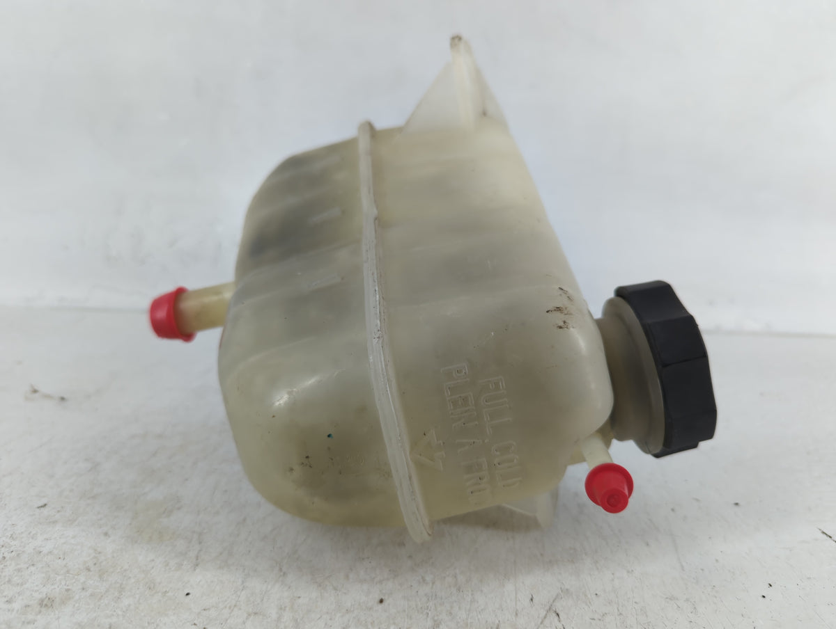 2008 Saturn Aura Radiator Coolant Overflow Expansion Tank Bottle 703233 - Oemusedautoparts1.com