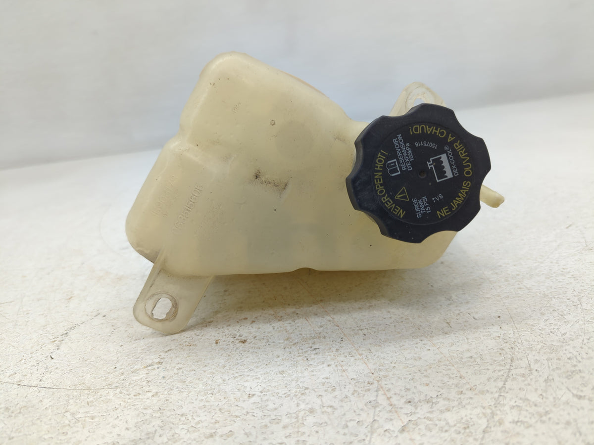 2008 Saturn Aura Radiator Coolant Overflow Expansion Tank Bottle 745249 - Oemusedautoparts1.com