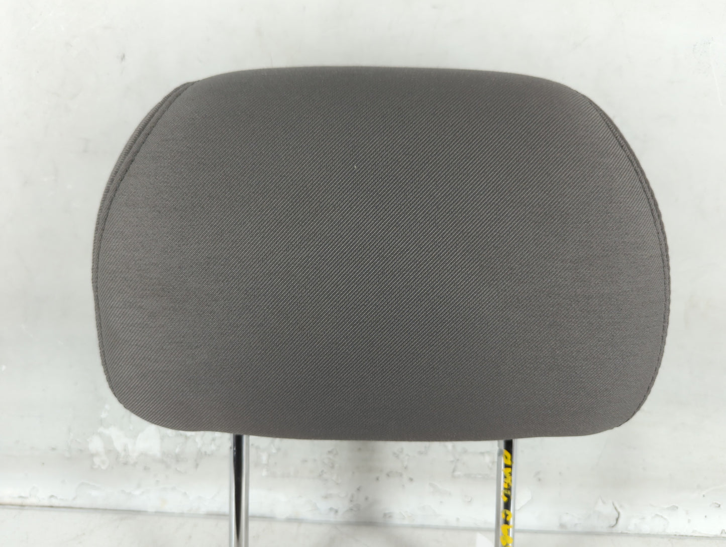 2008-2009 Saturn Aura Headrest Head Rest Front Driver Passenger Seat Fits Fits 2008 2009 OEM Used Auto Parts - Oemusedautopa
