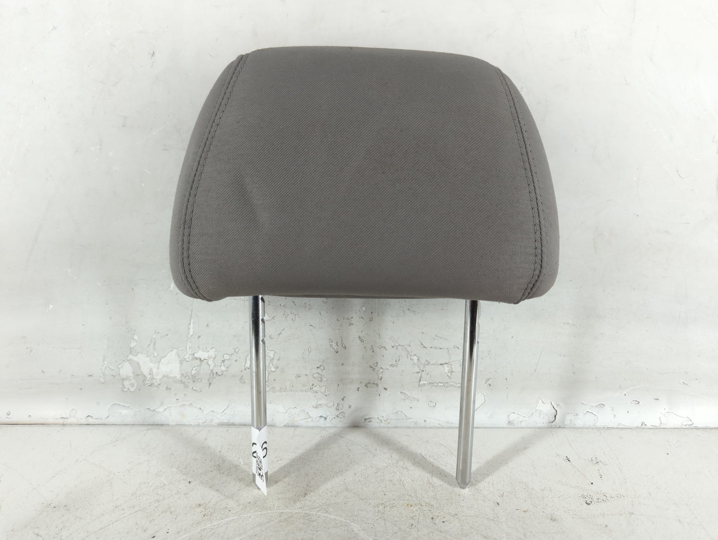 2008-2009 Saturn Aura Headrest Head Rest Front Driver Passenger Seat Fits Fits 2008 2009 OEM Used Auto Parts - Oemusedautopa
