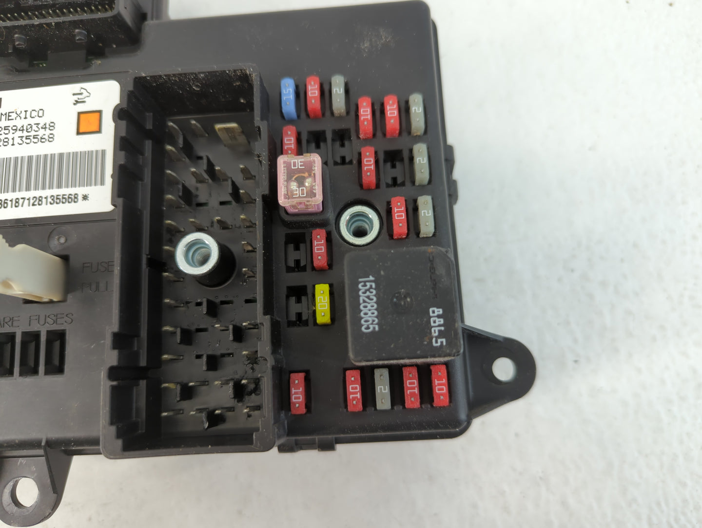 2008-2009 Saturn Aura Left Radiator Fan Motor Assembly - Oemusedautoparts1.com