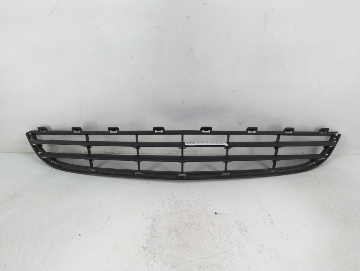 2007-2009 Saturn Aura Front Grille Bumper Not Included - Oemusedautoparts1.com