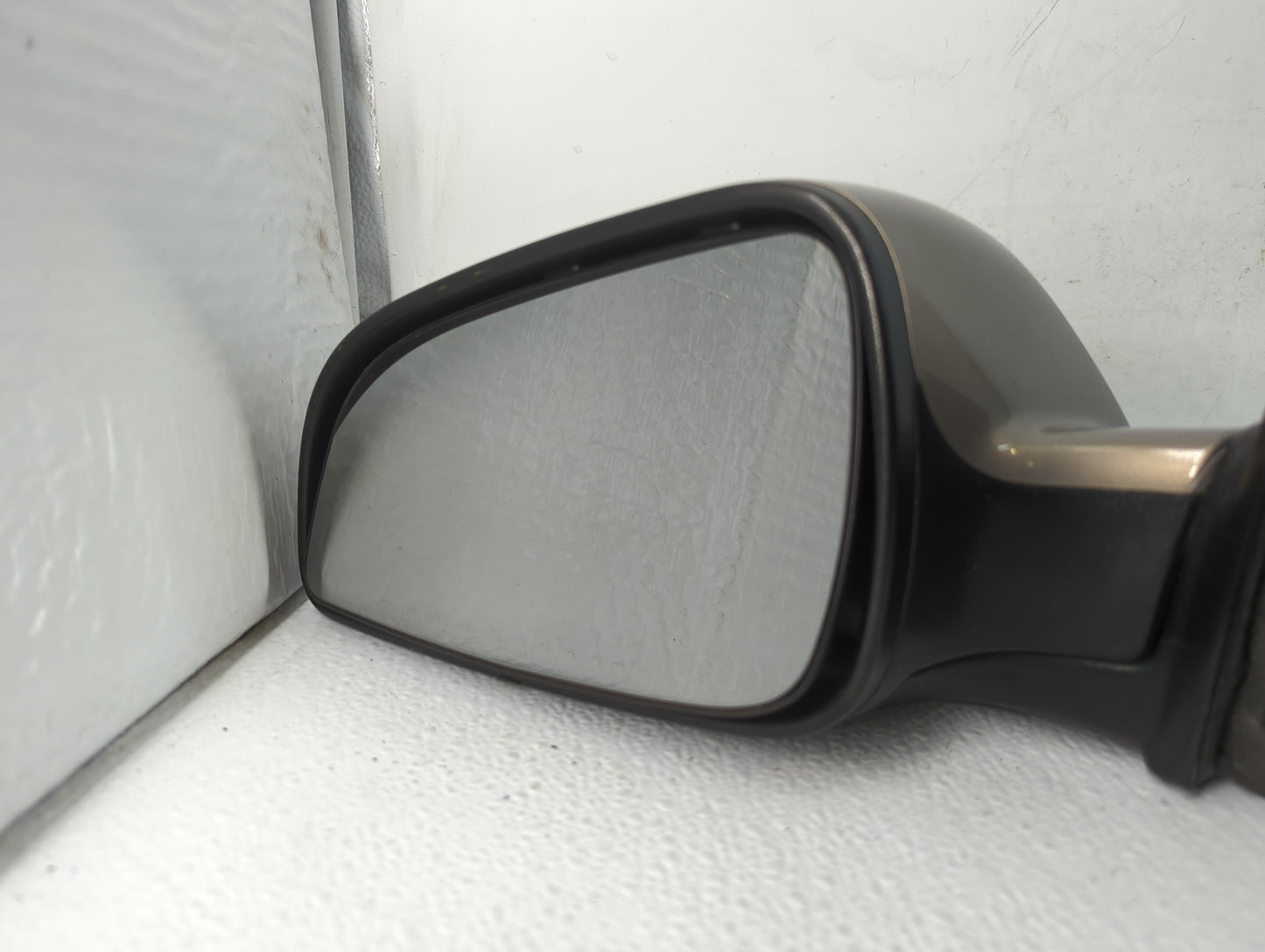 2007-2009 Saturn Aura Passenger Side View Mirror - Right Door Mirror OEM Used - Oemusedautoparts1.com