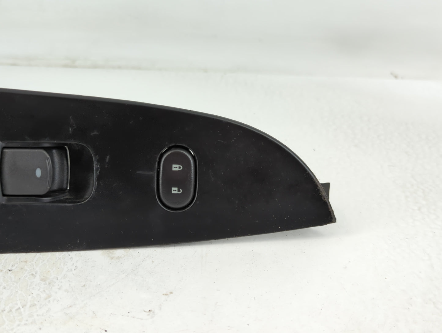 2008 Saturn Aura Passenger Right Power Window Switch 5537 - Oemusedautoparts1.com