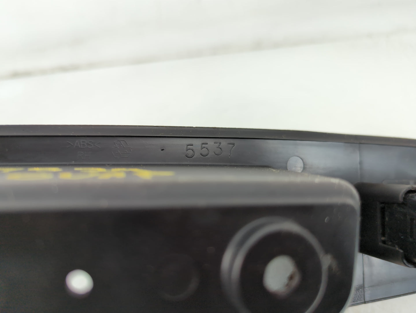2008 Saturn Aura Passenger Right Power Window Switch 5537 - Oemusedautoparts1.com