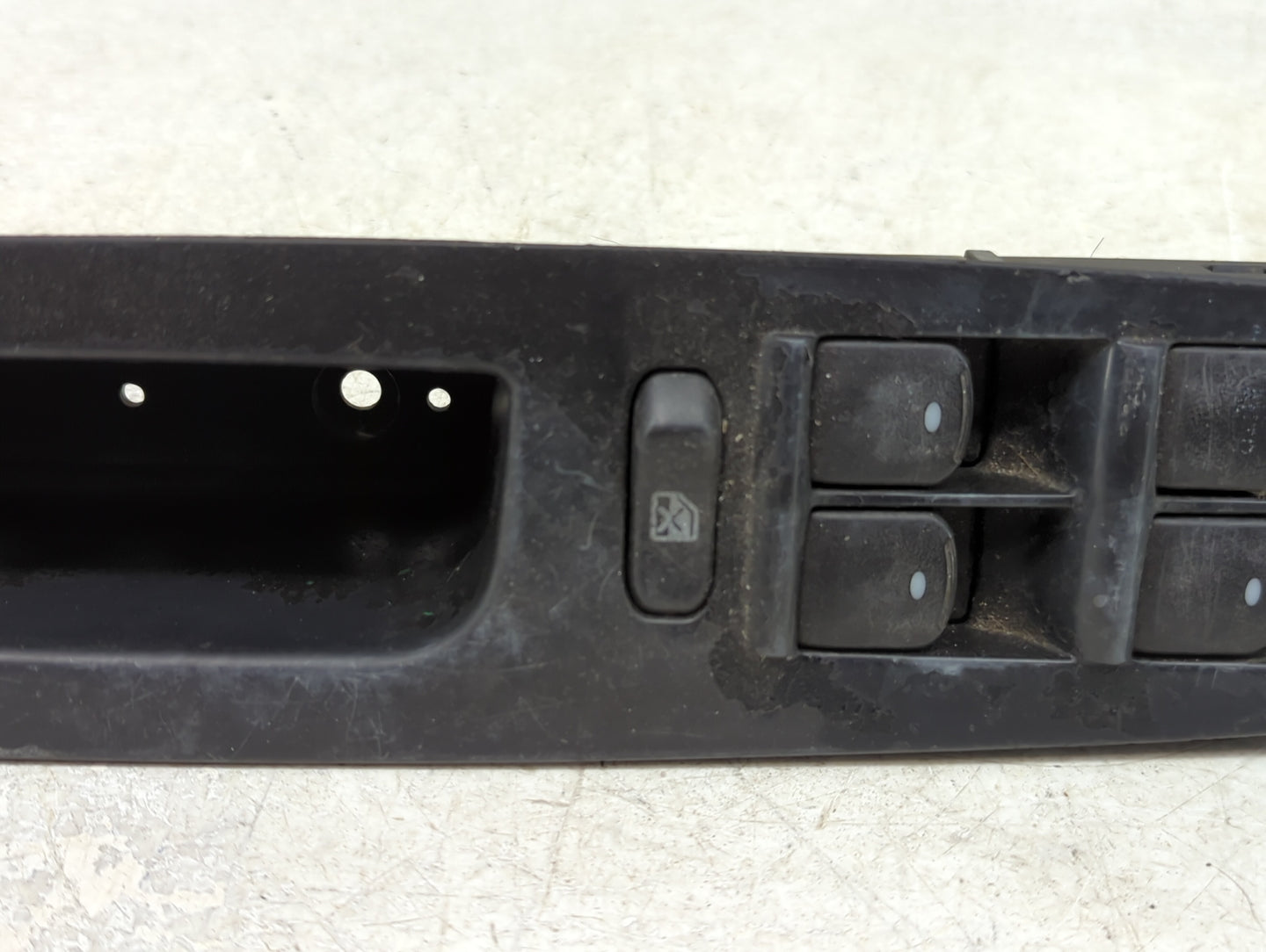 2007-2009 Saturn Aura Master Power Window Switch Replacement Driver Side Left Fits Fits 2007 2008 2009 OEM Used Auto Parts -