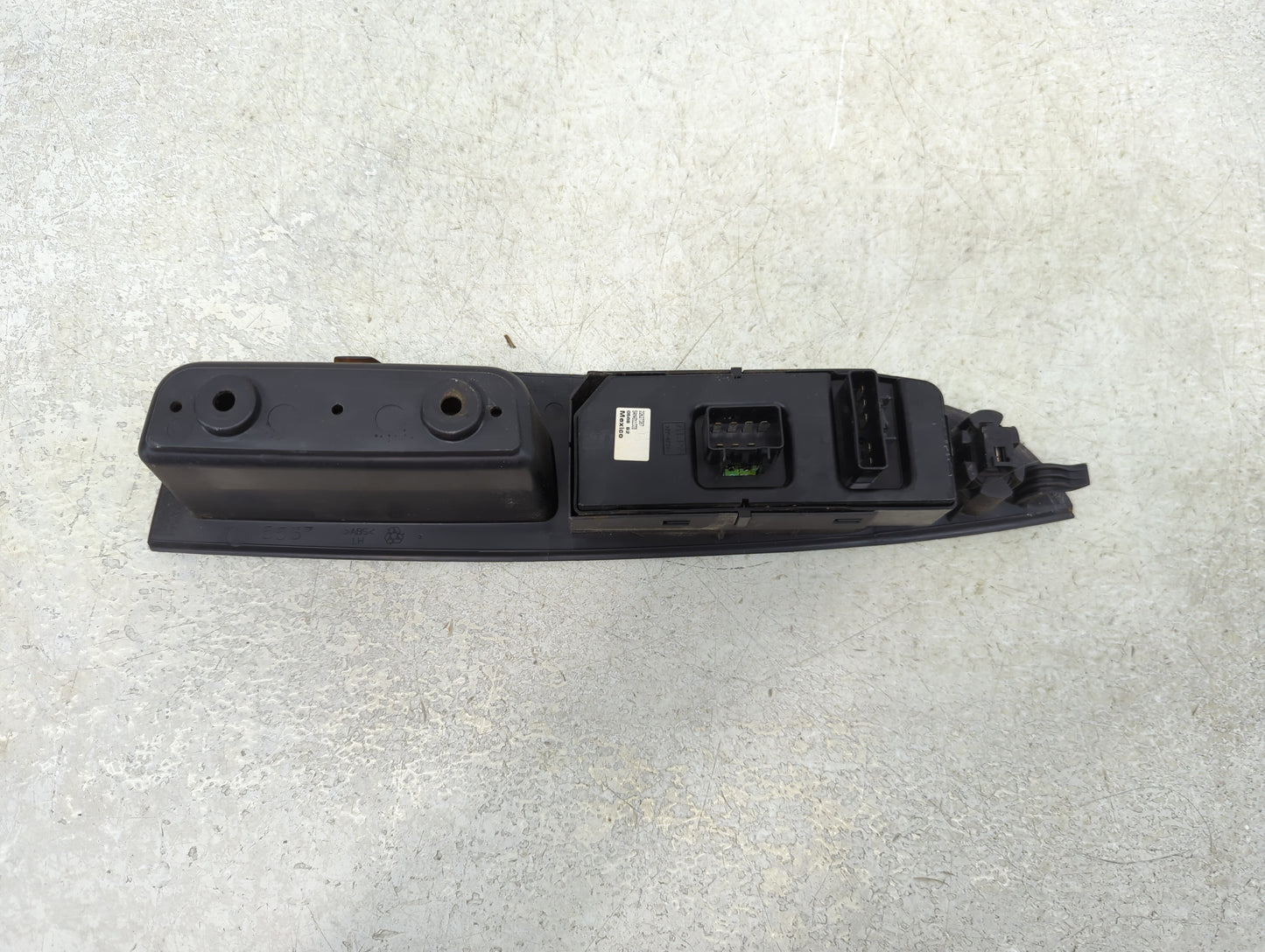 2007-2009 Saturn Aura Master Power Window Switch Replacement Driver Side Left Fits Fits 2007 2008 2009 OEM Used Auto Parts -