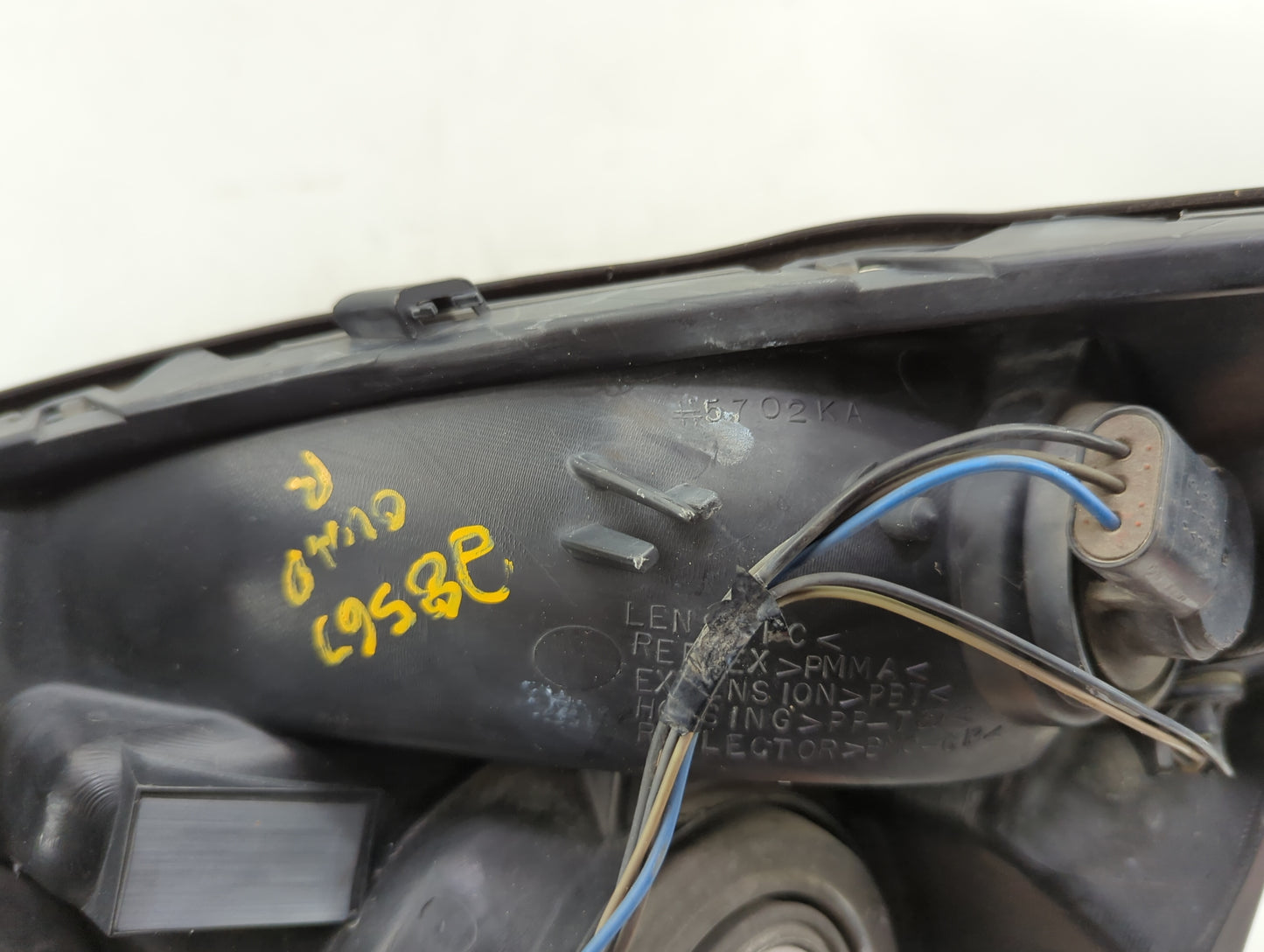 2007-2009 Saturn Aura Passenger Right Oem Head Light Headlight Lamp - Oemusedautoparts1.com