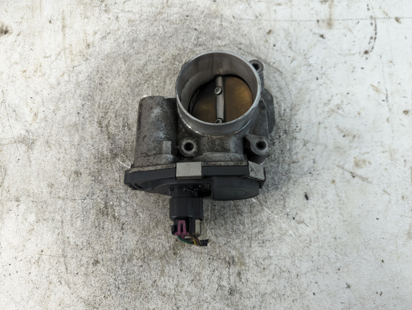 2007-2008 Saturn Aura Throttle Body P/N:AA668AA 9646C Fits Fits 2006 2007 2008 2009 2010 2011 OEM Used Auto Parts - Oemuseda