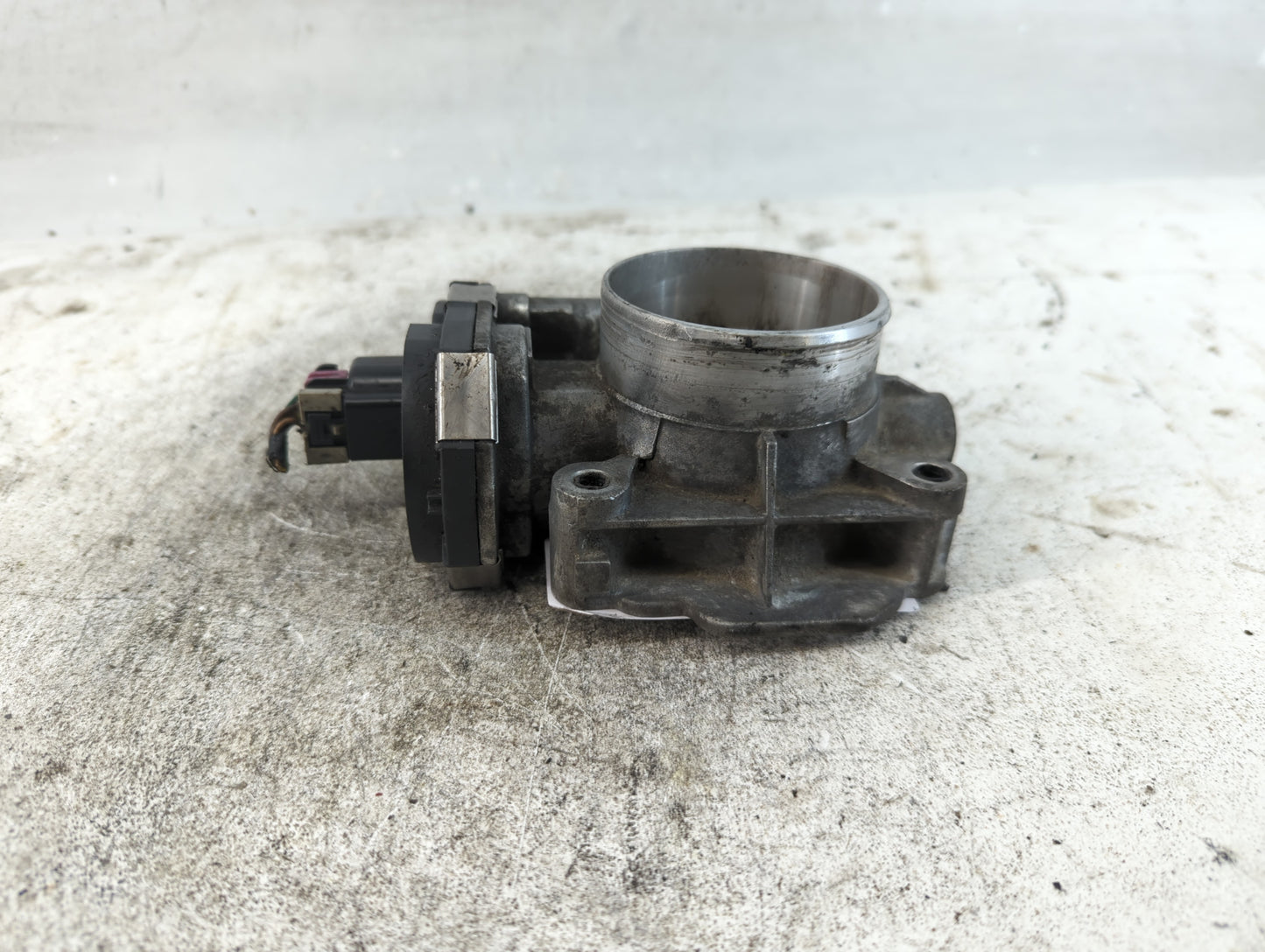 2007-2008 Saturn Aura Throttle Body P/N:AA668AA 9646C Fits Fits 2006 2007 2008 2009 2010 2011 OEM Used Auto Parts - Oemuseda