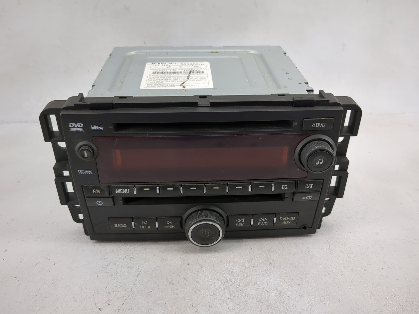 2008 Saturn Outlook Radio AM FM Cd Player Receiver Replacement Fits OEM Used Auto Parts - Oemusedautoparts1.com