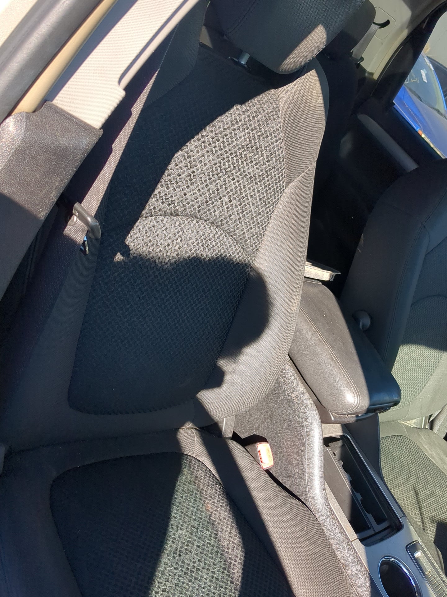 Saturn Outlook Passenger Front Seat Oem - Oemusedautoparts1.com