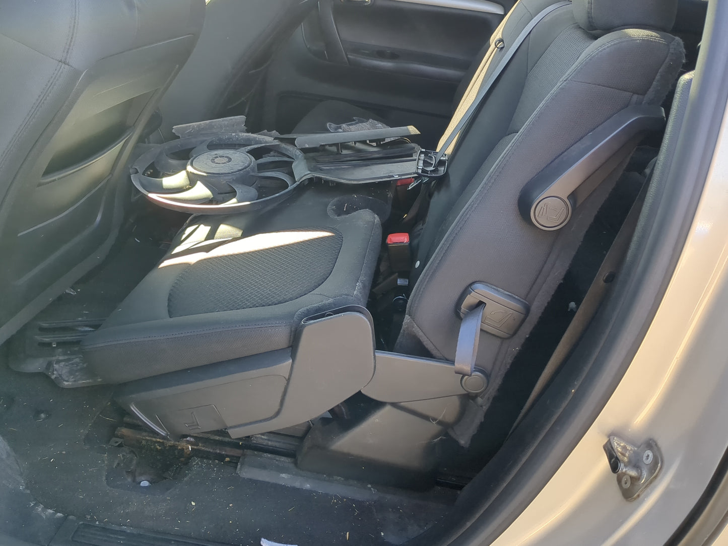 2008 Saturn Outlook Rear Seat Oem - Oemusedautoparts1.com