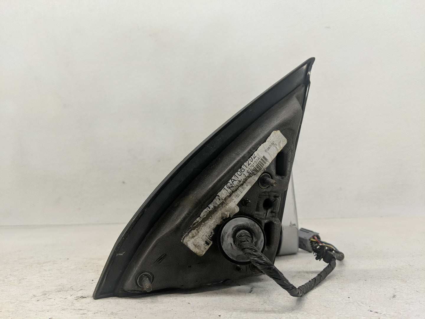 2008 Saturn Outlook Side Mirror Replacement Passenger Right View Door Mirror Fits OEM Used Auto Parts - Oemusedautoparts1.co