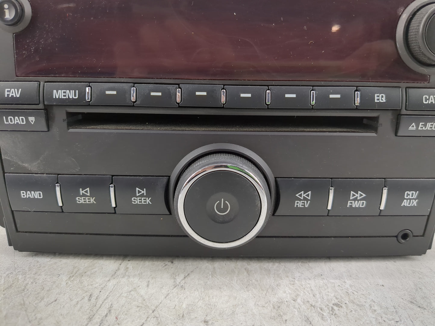 2008 Saturn Outlook Radio AM FM Cd Player Receiver Replacement P/N:25827115 M4G493650 Fits OEM Used Auto Parts - Oemusedauto